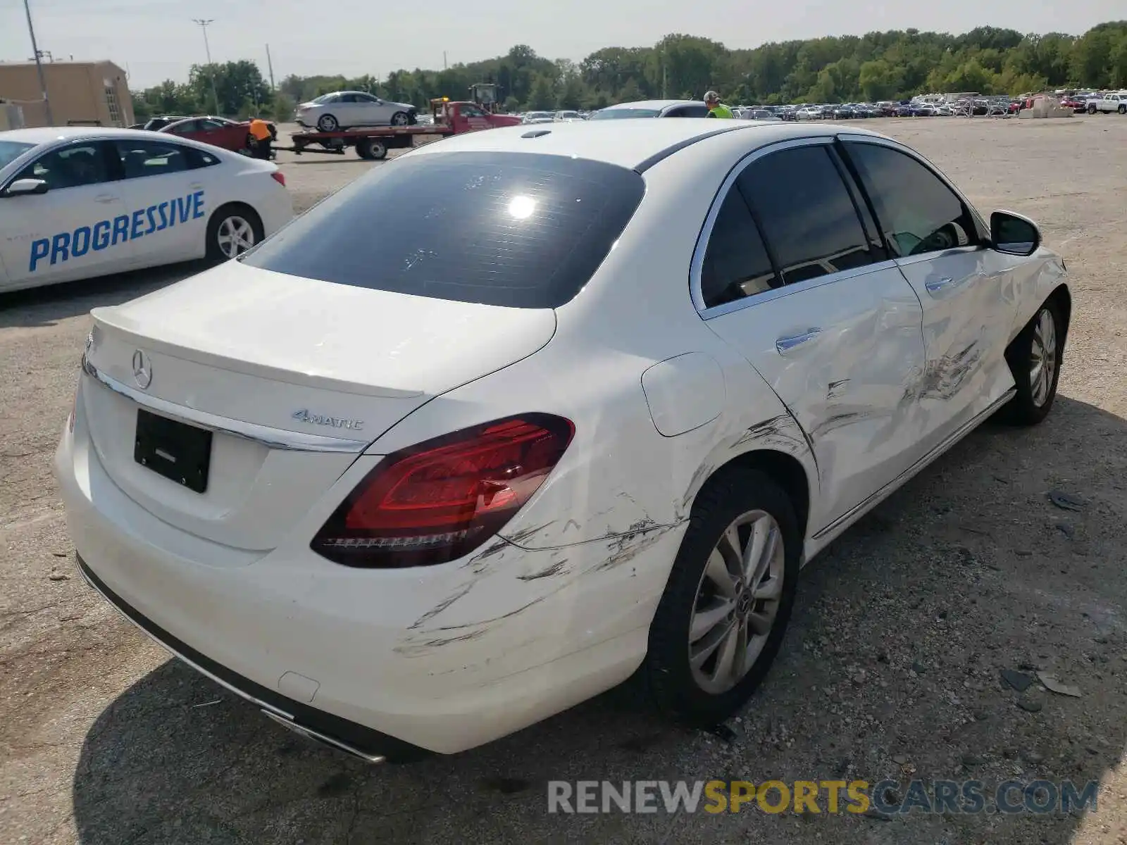 4 Photograph of a damaged car 55SWF8EB8KU308358 MERCEDES-BENZ C-CLASS 2019