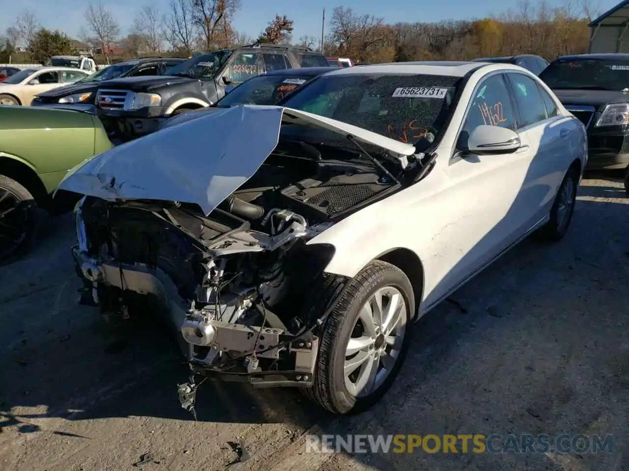 2 Photograph of a damaged car 55SWF8EB8KU309512 MERCEDES-BENZ C-CLASS 2019