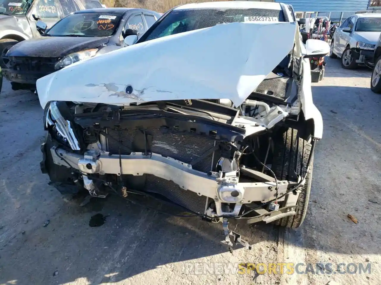 9 Photograph of a damaged car 55SWF8EB8KU309512 MERCEDES-BENZ C-CLASS 2019