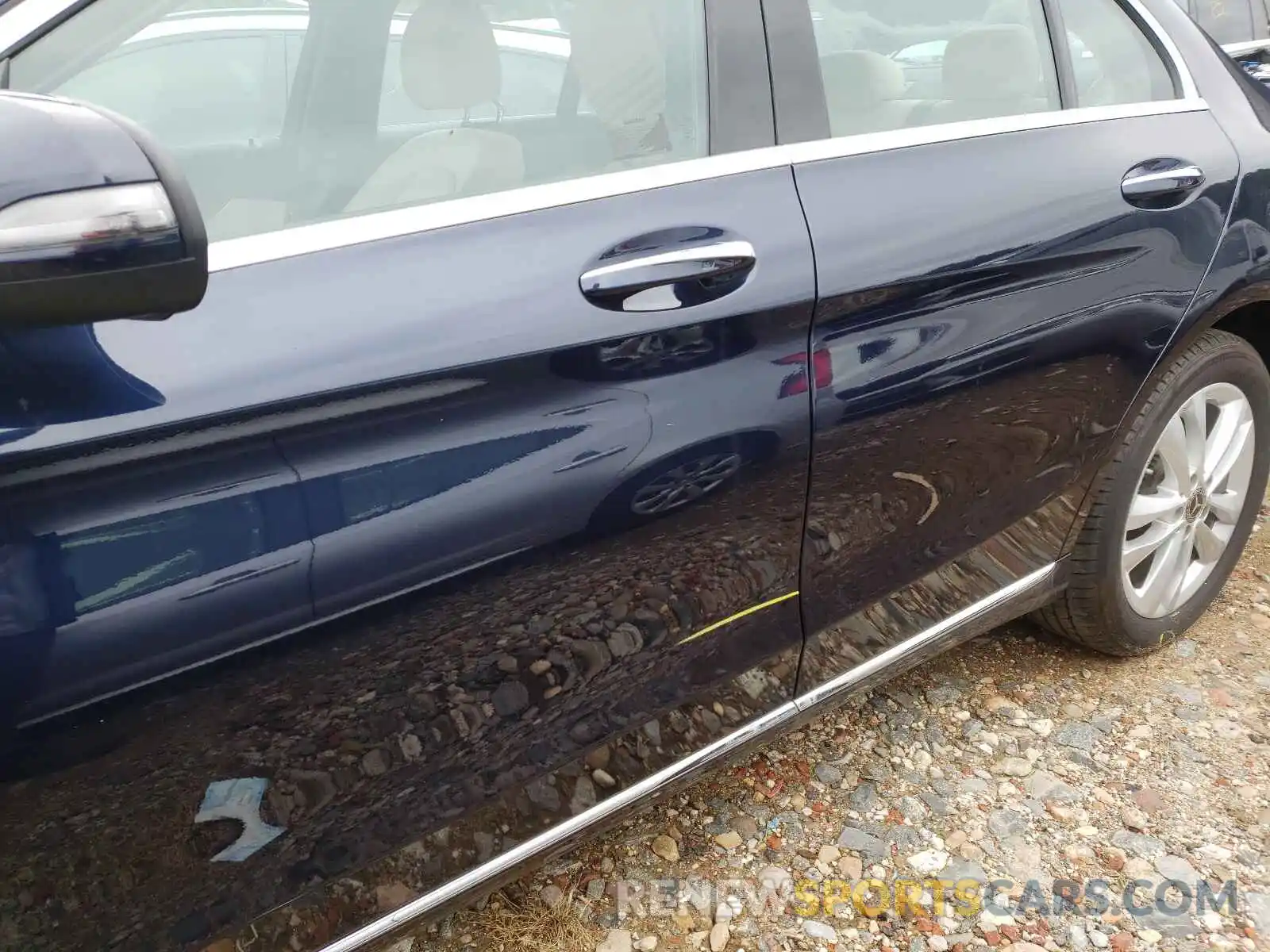 9 Photograph of a damaged car 55SWF8EB8KU320882 MERCEDES-BENZ C-CLASS 2019