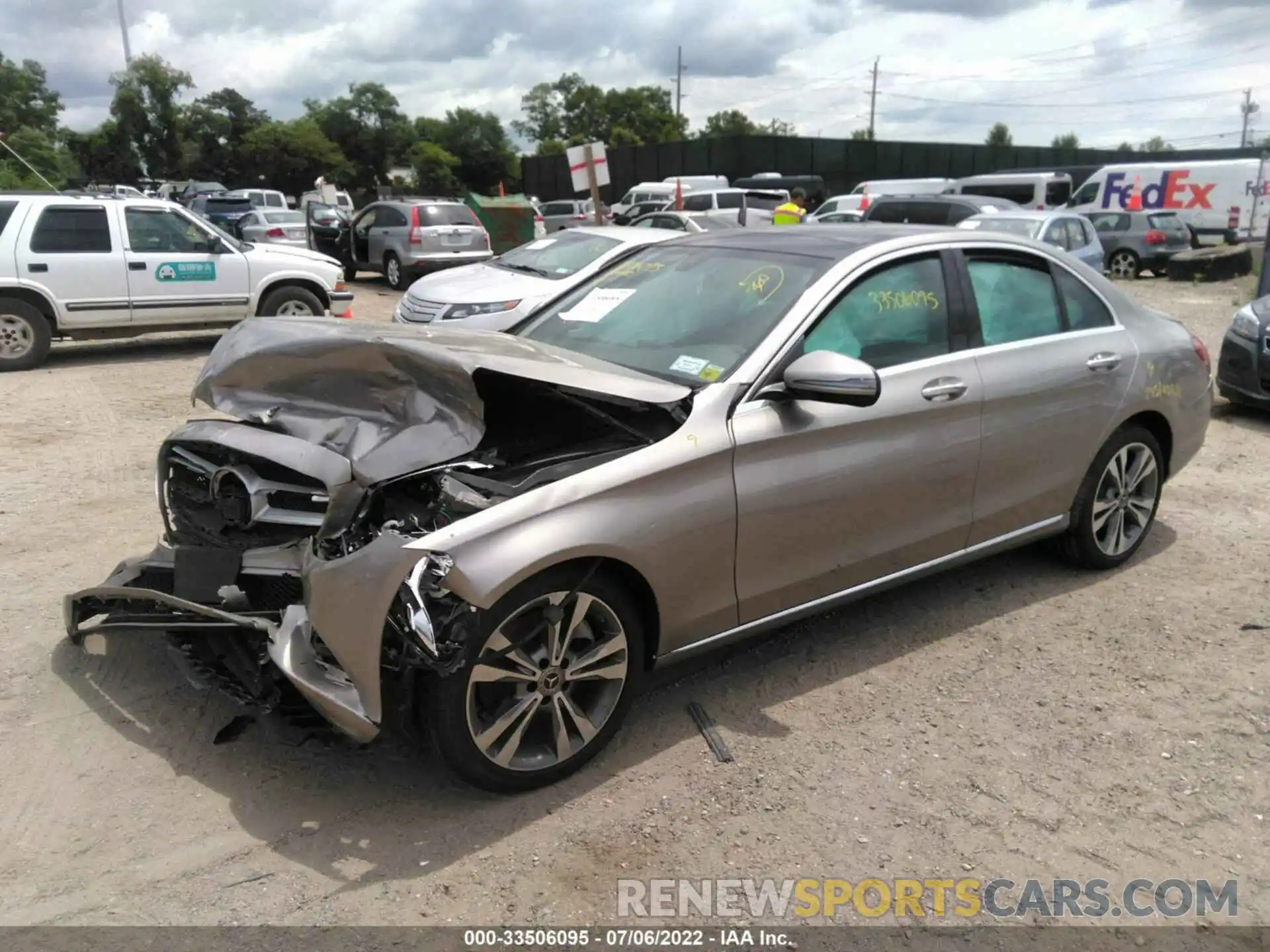 2 Photograph of a damaged car 55SWF8EB9KU284443 MERCEDES-BENZ C-CLASS 2019