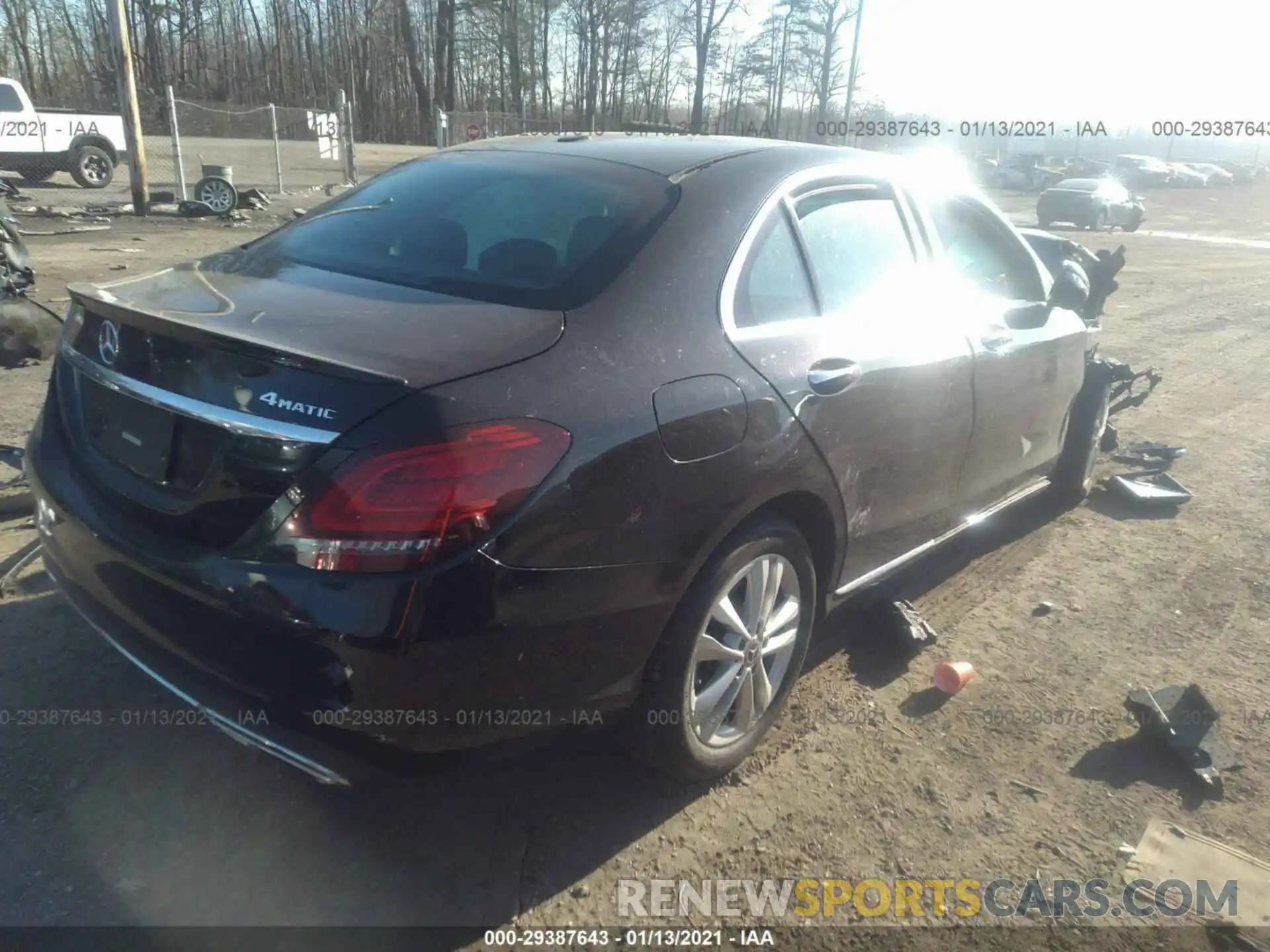 4 Photograph of a damaged car 55SWF8EB9KU298701 MERCEDES-BENZ C-CLASS 2019