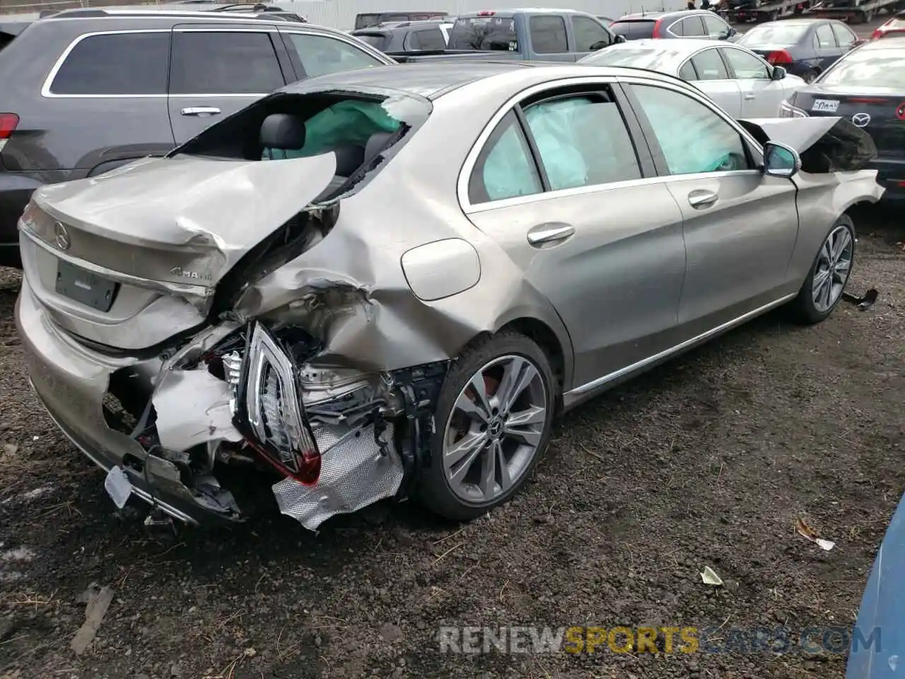 4 Photograph of a damaged car 55SWF8EB9KU305159 MERCEDES-BENZ C-CLASS 2019