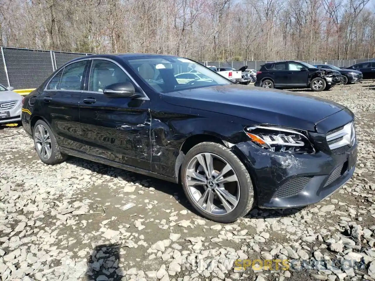 4 Photograph of a damaged car 55SWF8EB9KU306053 MERCEDES-BENZ C-CLASS 2019