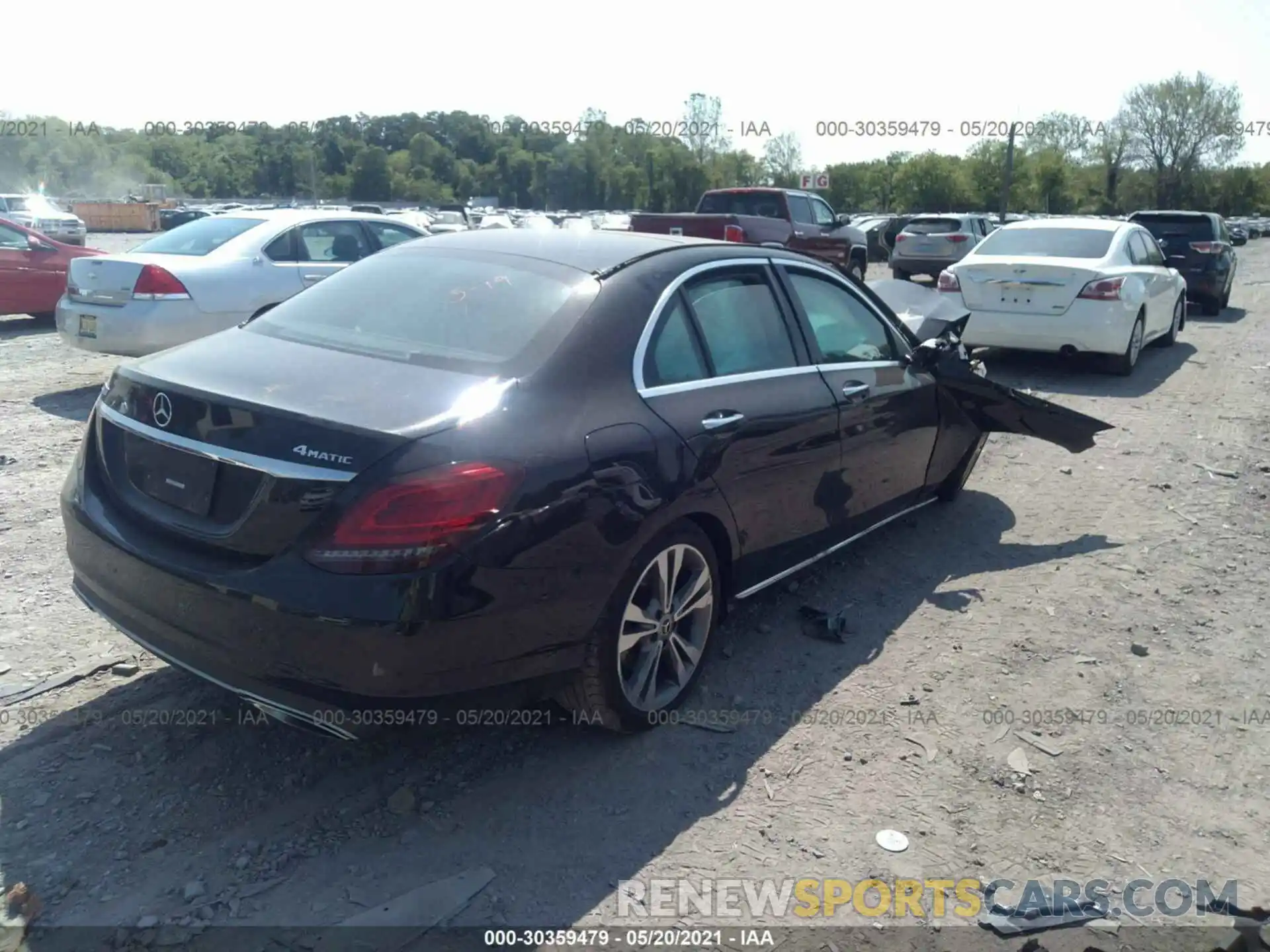 4 Photograph of a damaged car 55SWF8EB9KU306568 MERCEDES-BENZ C-CLASS 2019