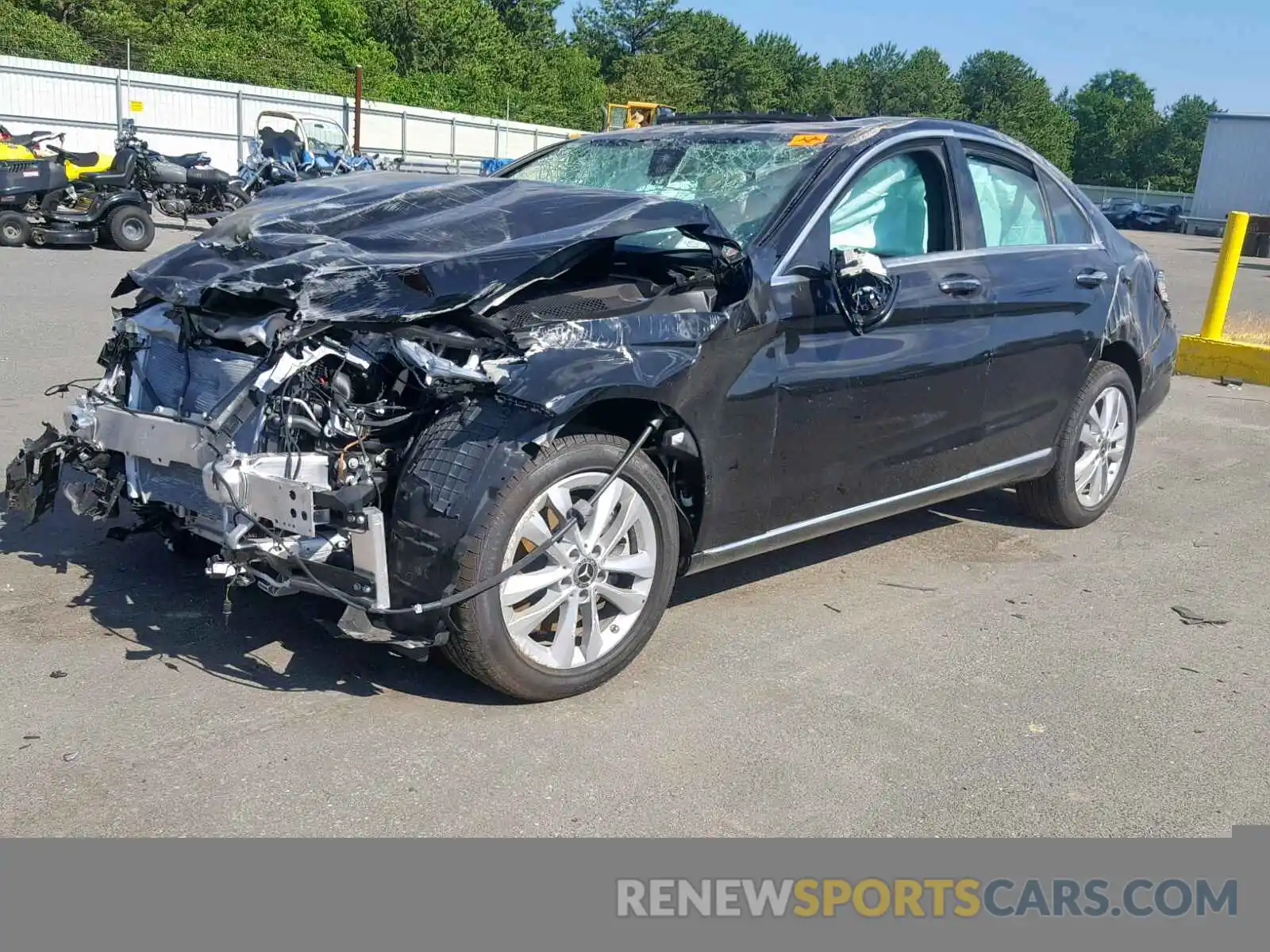 2 Photograph of a damaged car 55SWF8EB9KU310524 MERCEDES-BENZ C CLASS 2019