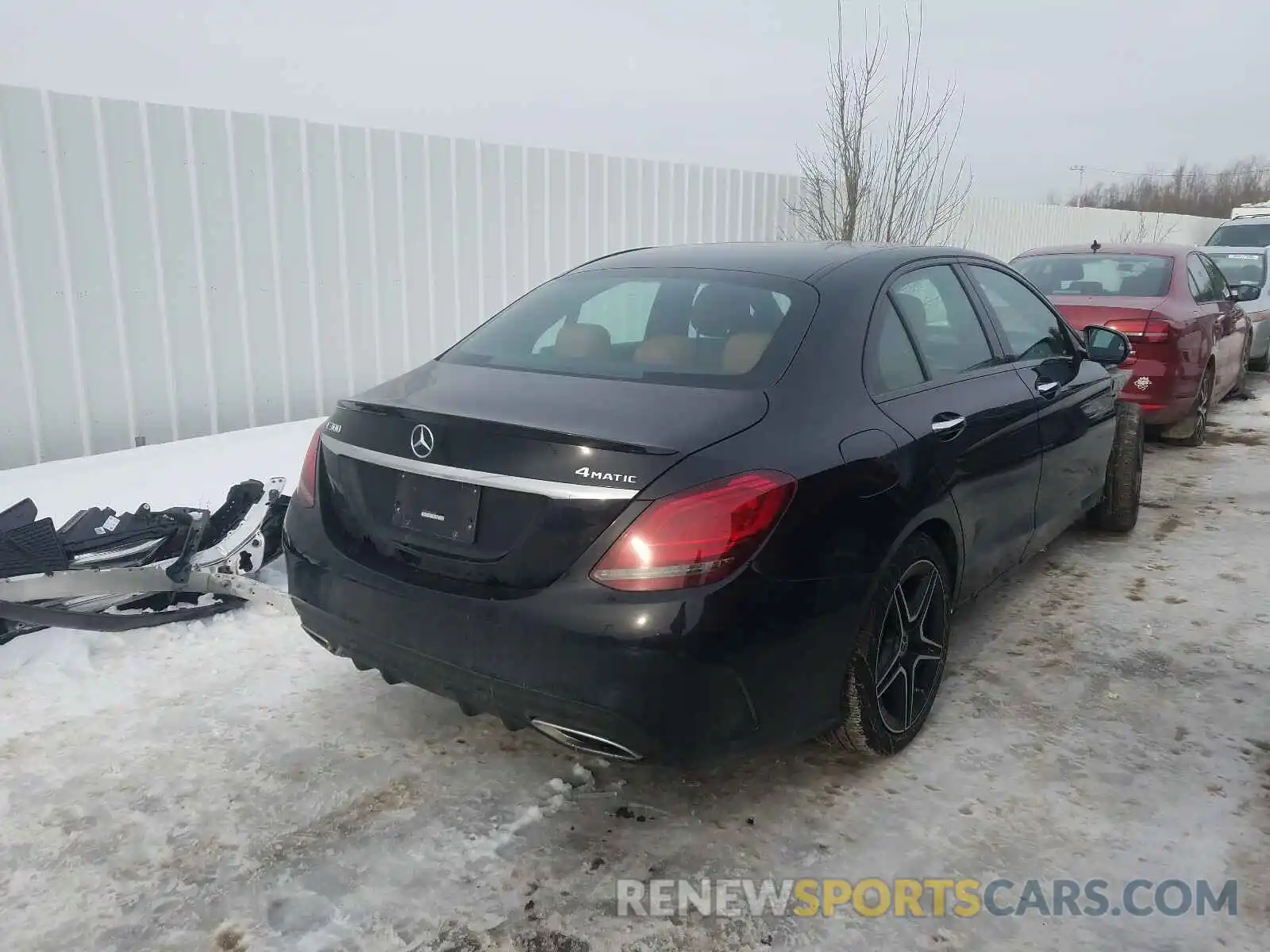 4 Photograph of a damaged car 55SWF8EB9KU313391 MERCEDES-BENZ C CLASS 2019