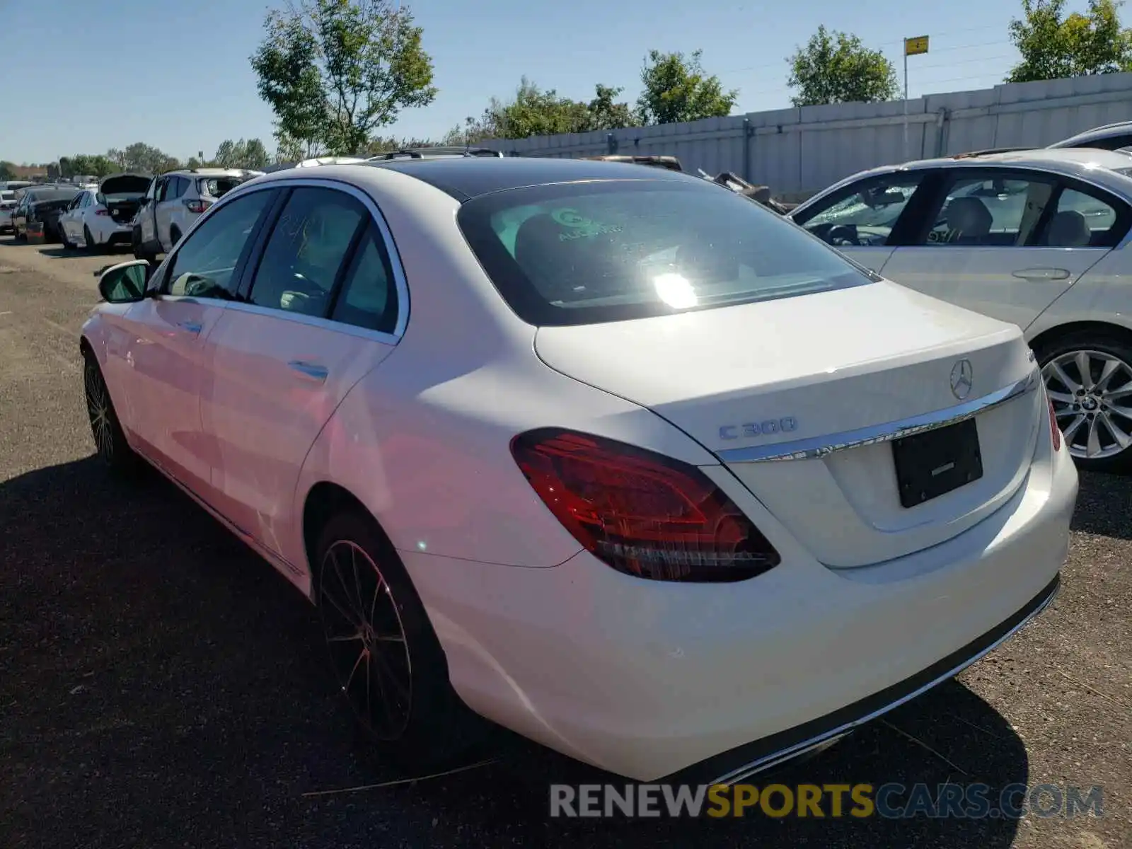 3 Photograph of a damaged car 55SWF8EB9KU320504 MERCEDES-BENZ C-CLASS 2019