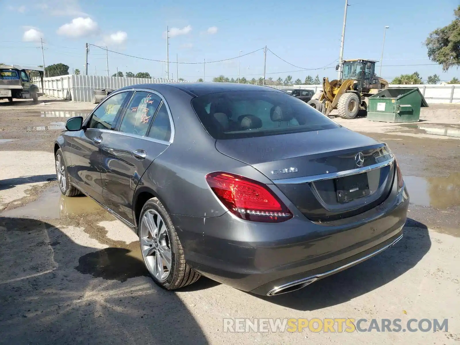 3 Photograph of a damaged car 55SWF8EBXKU284760 MERCEDES-BENZ C CLASS 2019