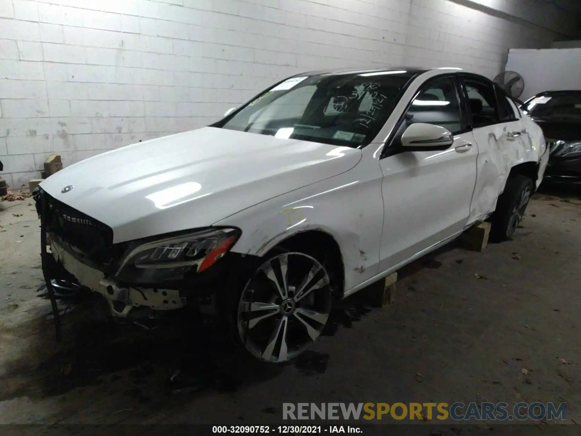 2 Photograph of a damaged car 55SWF8EBXKU285794 MERCEDES-BENZ C-CLASS 2019