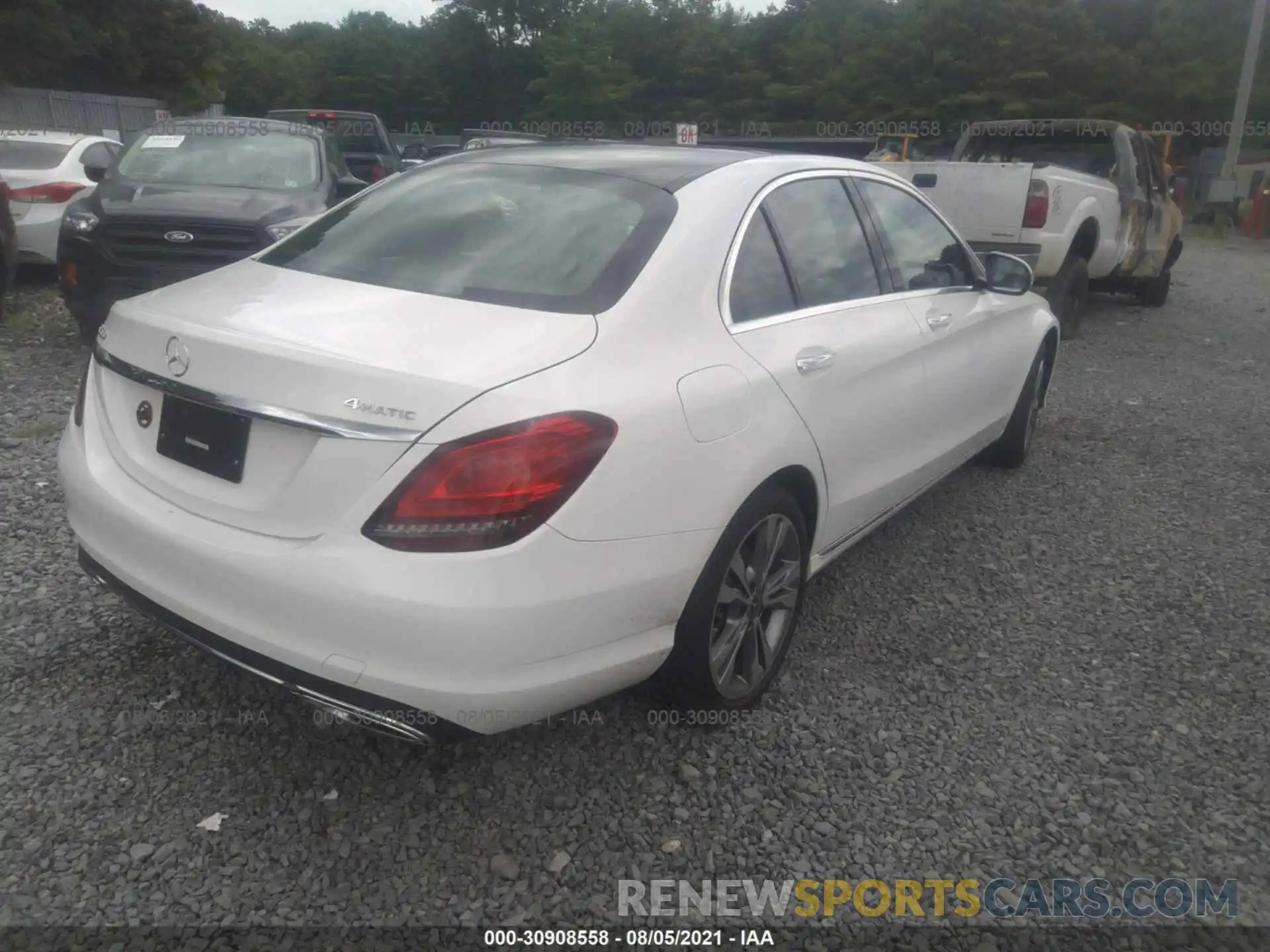 4 Photograph of a damaged car 55SWF8EBXKU290185 MERCEDES-BENZ C-CLASS 2019