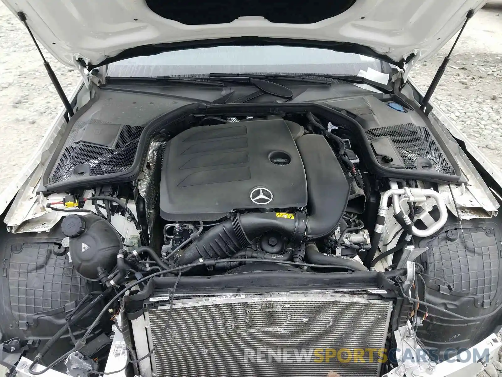 7 Photograph of a damaged car 55SWF8EBXKU292115 MERCEDES-BENZ C CLASS 2019