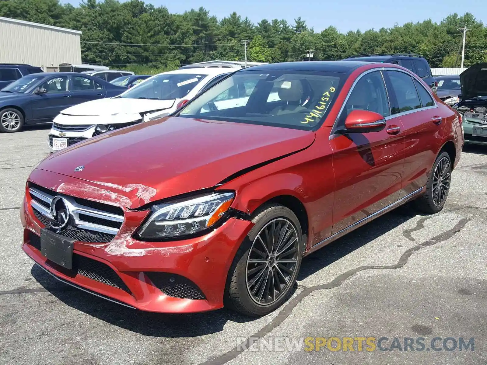 2 Photograph of a damaged car 55SWF8EBXKU292163 MERCEDES-BENZ C CLASS 2019