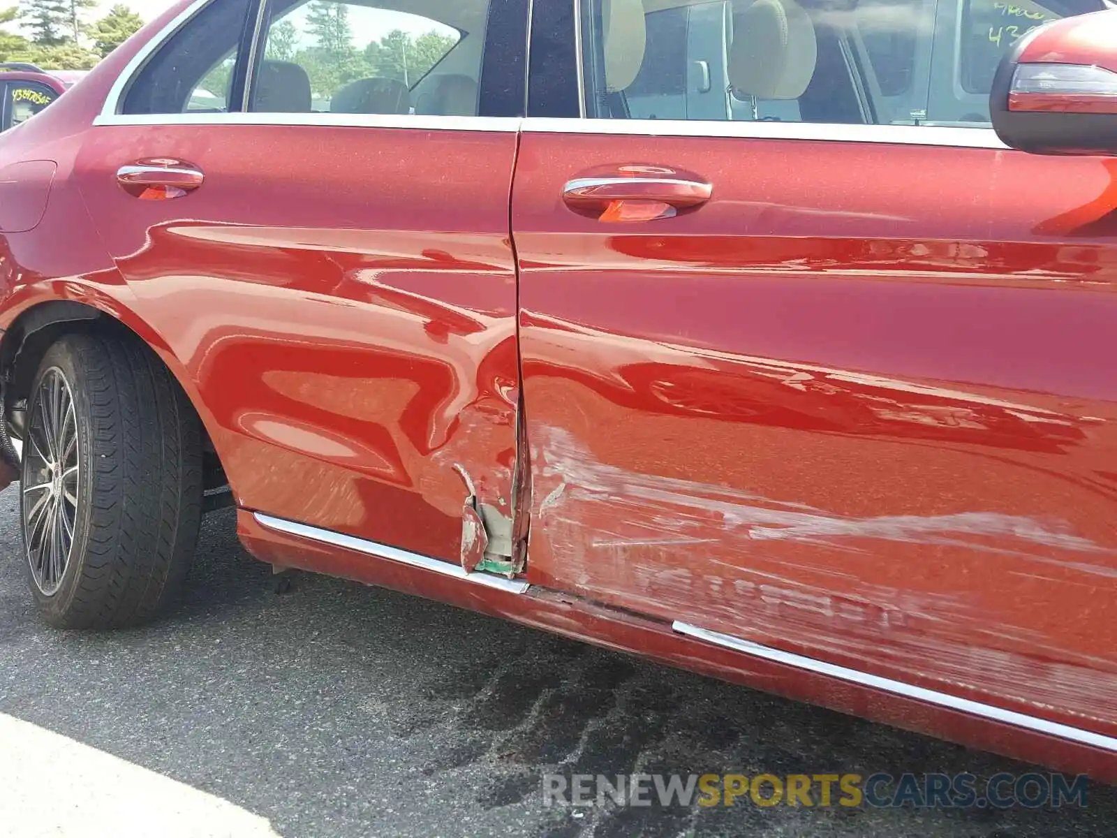 9 Photograph of a damaged car 55SWF8EBXKU292163 MERCEDES-BENZ C CLASS 2019