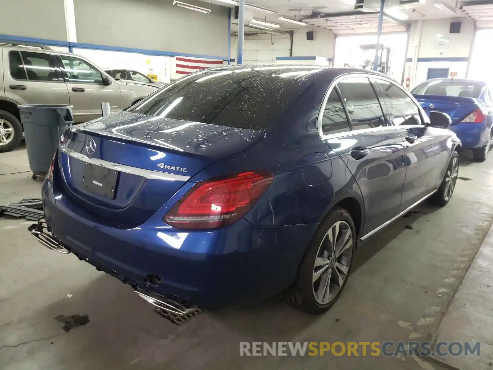 4 Photograph of a damaged car 55SWF8EBXKU293300 MERCEDES-BENZ C CLASS 2019