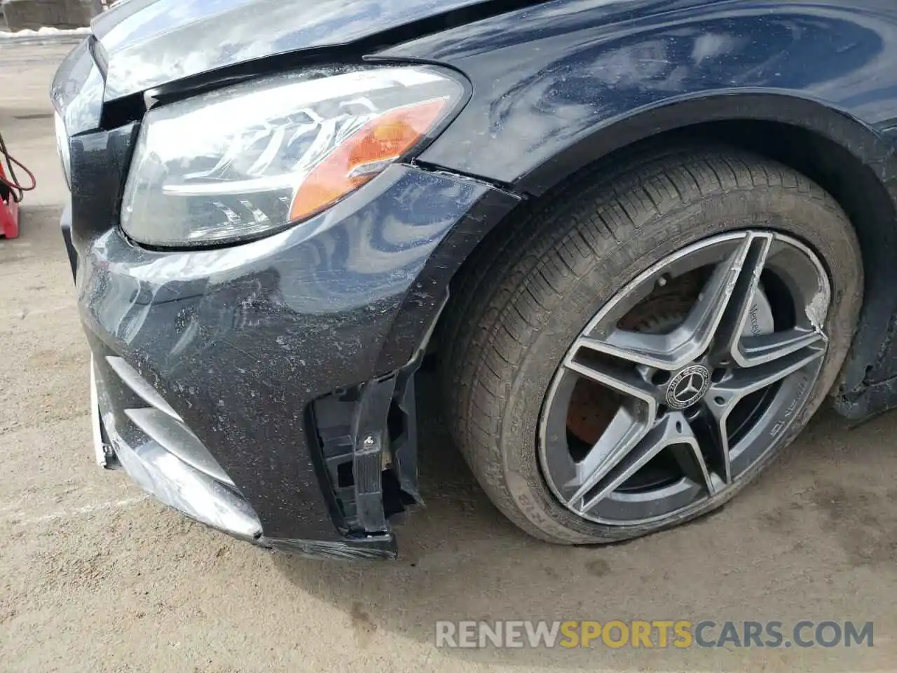 9 Photograph of a damaged car 55SWF8EBXKU299534 MERCEDES-BENZ C-CLASS 2019