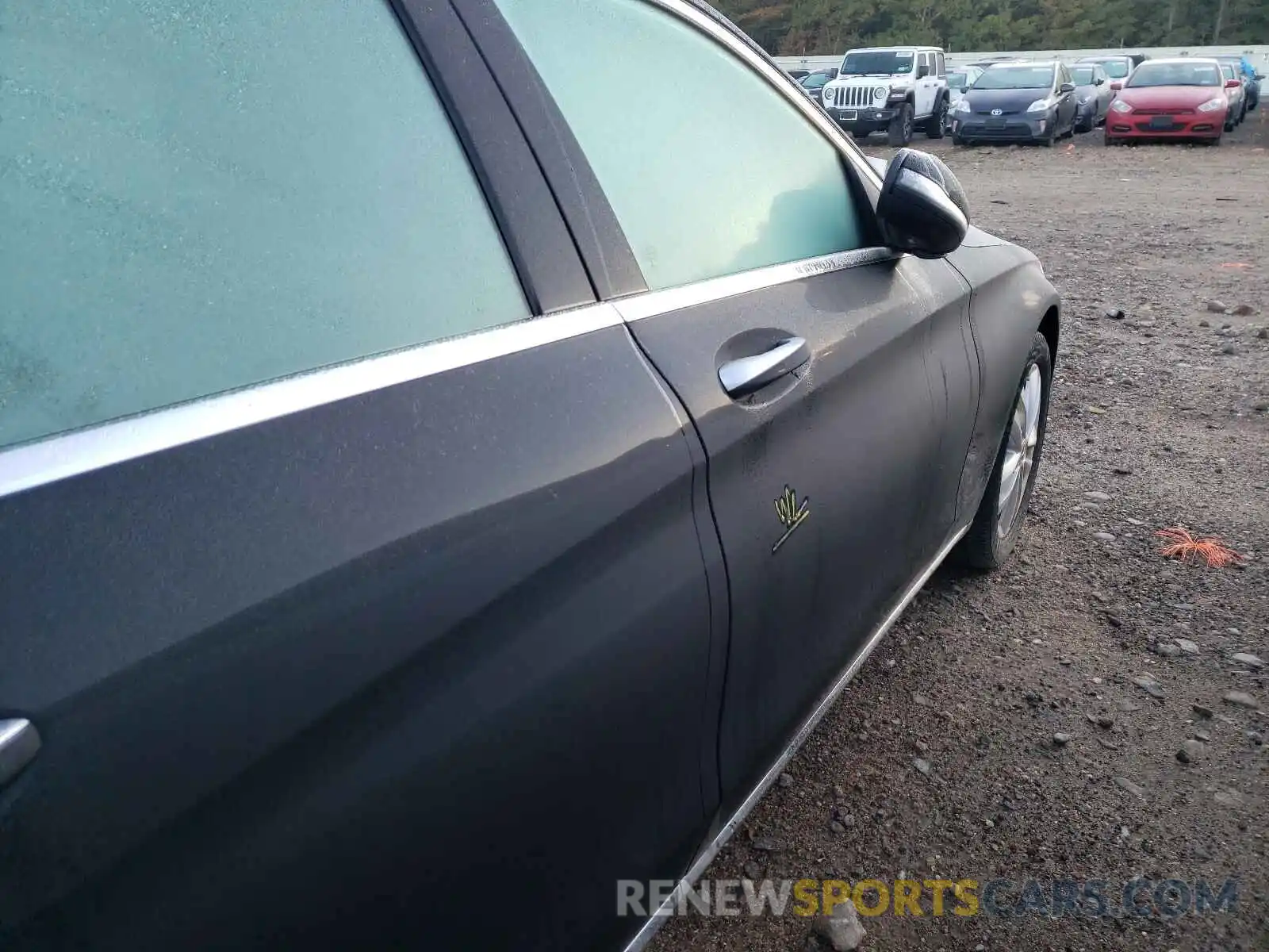 9 Photograph of a damaged car 55SWF8EBXKU304103 MERCEDES-BENZ C-CLASS 2019