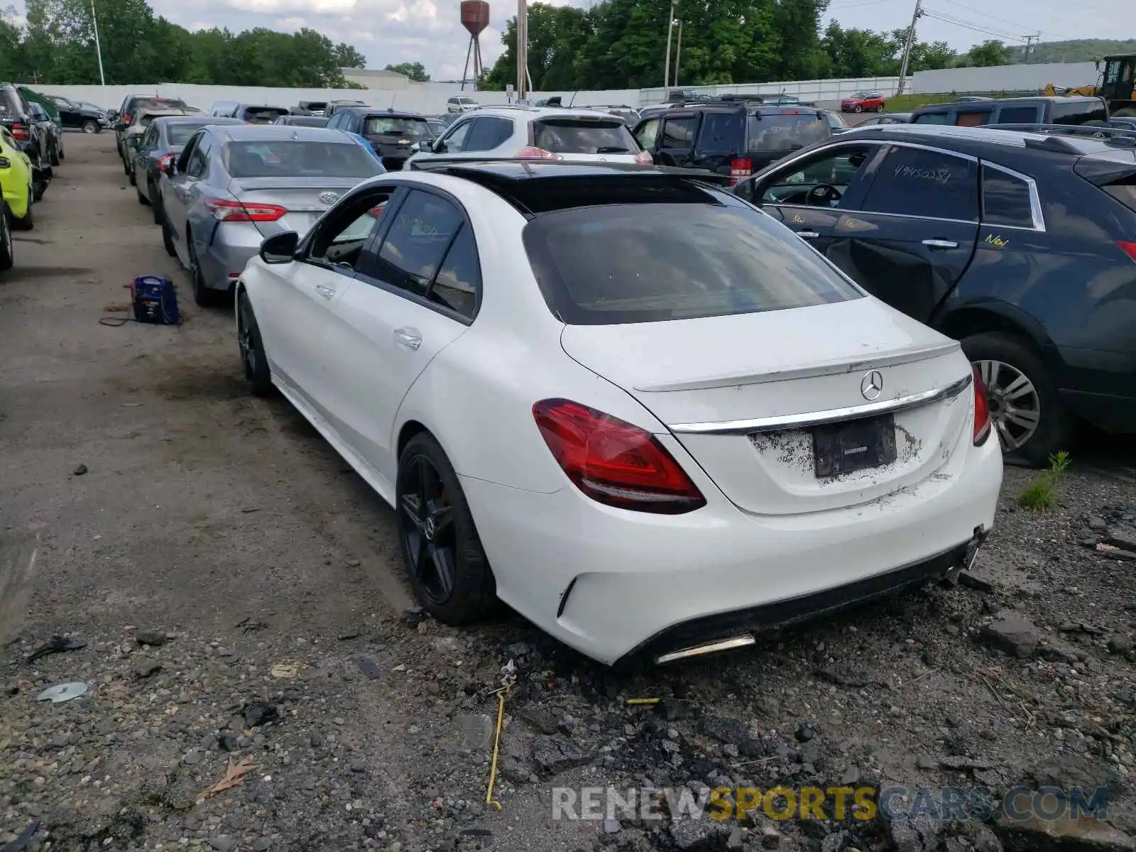 3 Photograph of a damaged car 55SWF8EBXKU315571 MERCEDES-BENZ C-CLASS 2019