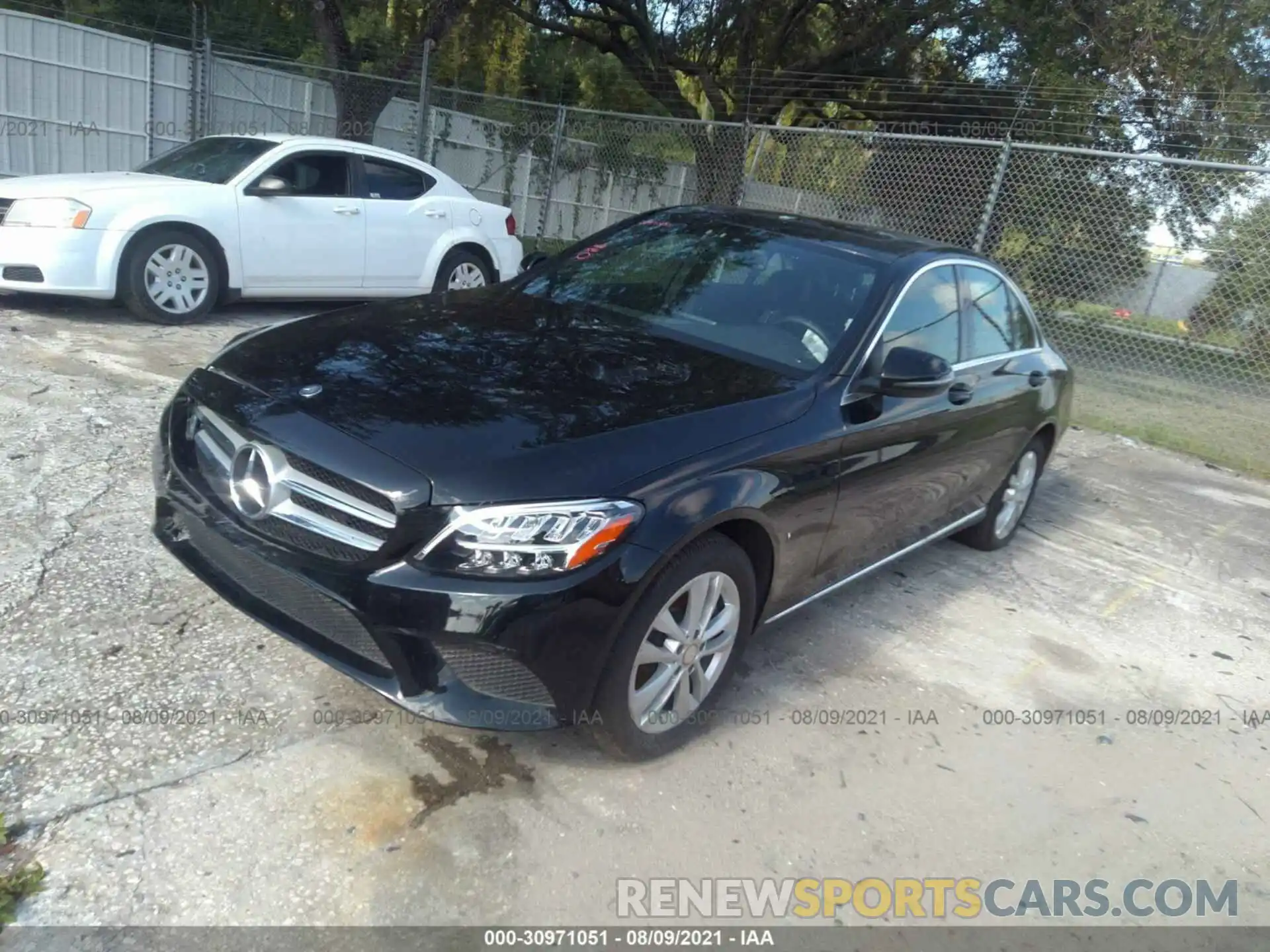 2 Photograph of a damaged car 55SWF8EBXKU316624 MERCEDES-BENZ C-CLASS 2019