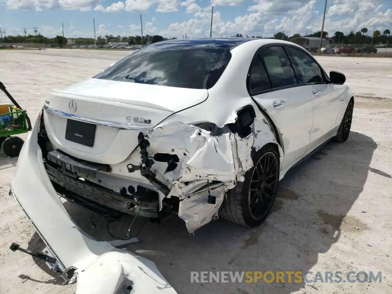 4 Photograph of a damaged car 55SWF8HB2KU301272 MERCEDES-BENZ C-CLASS 2019