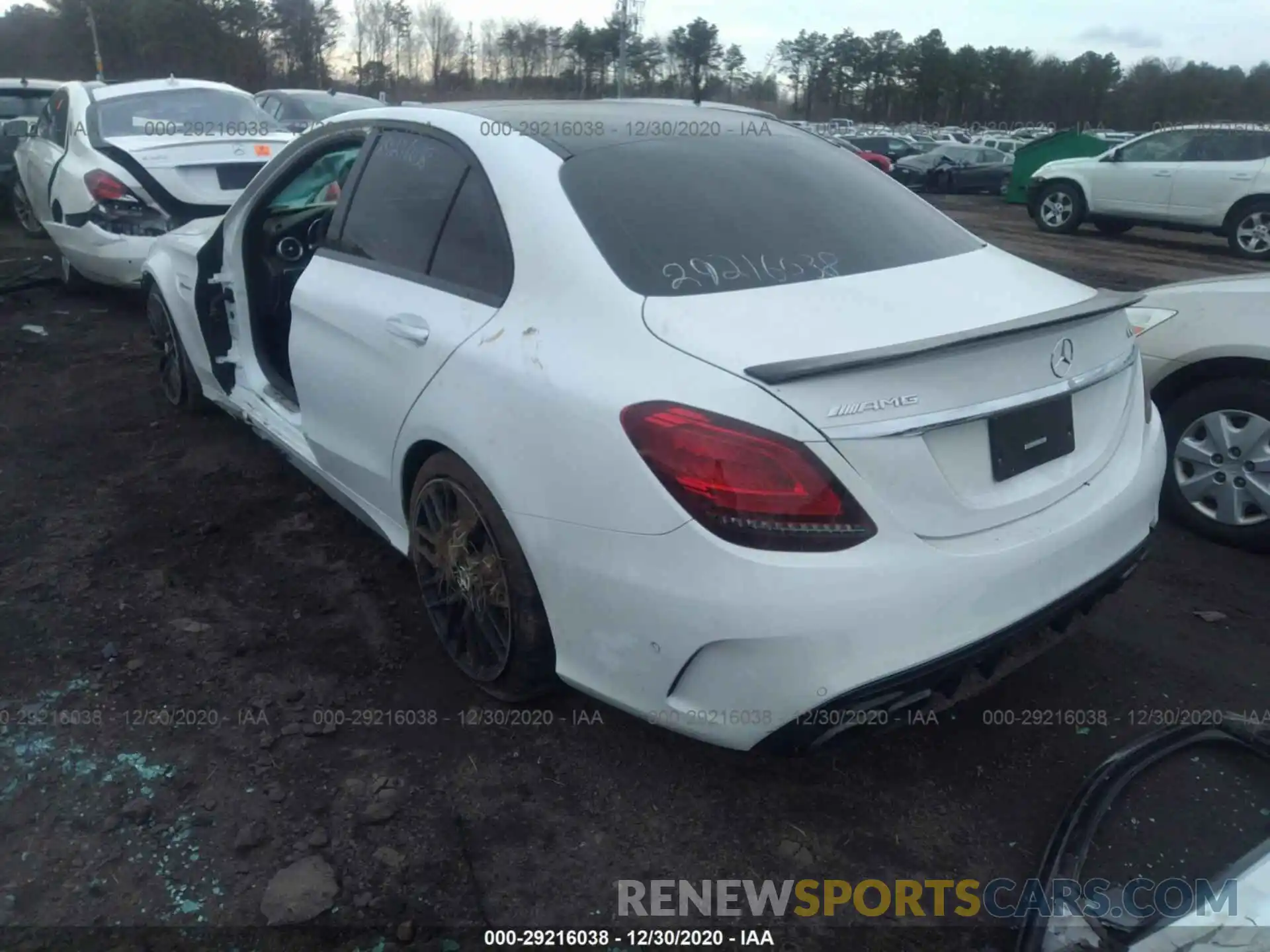 3 Photograph of a damaged car 55SWF8HB6KU301369 MERCEDES-BENZ C-CLASS 2019