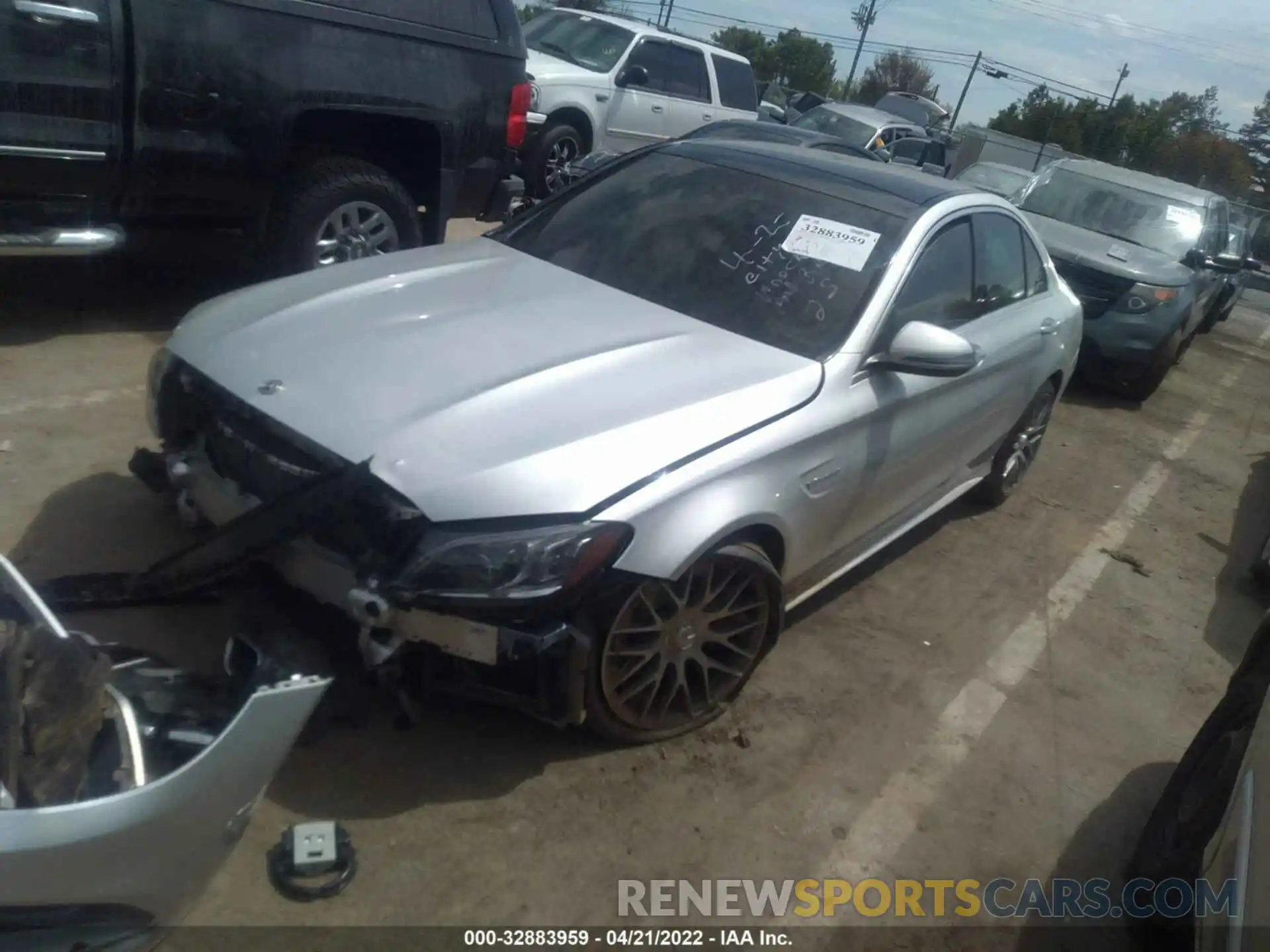 2 Photograph of a damaged car 55SWF8HB9KU302676 MERCEDES-BENZ C-CLASS 2019