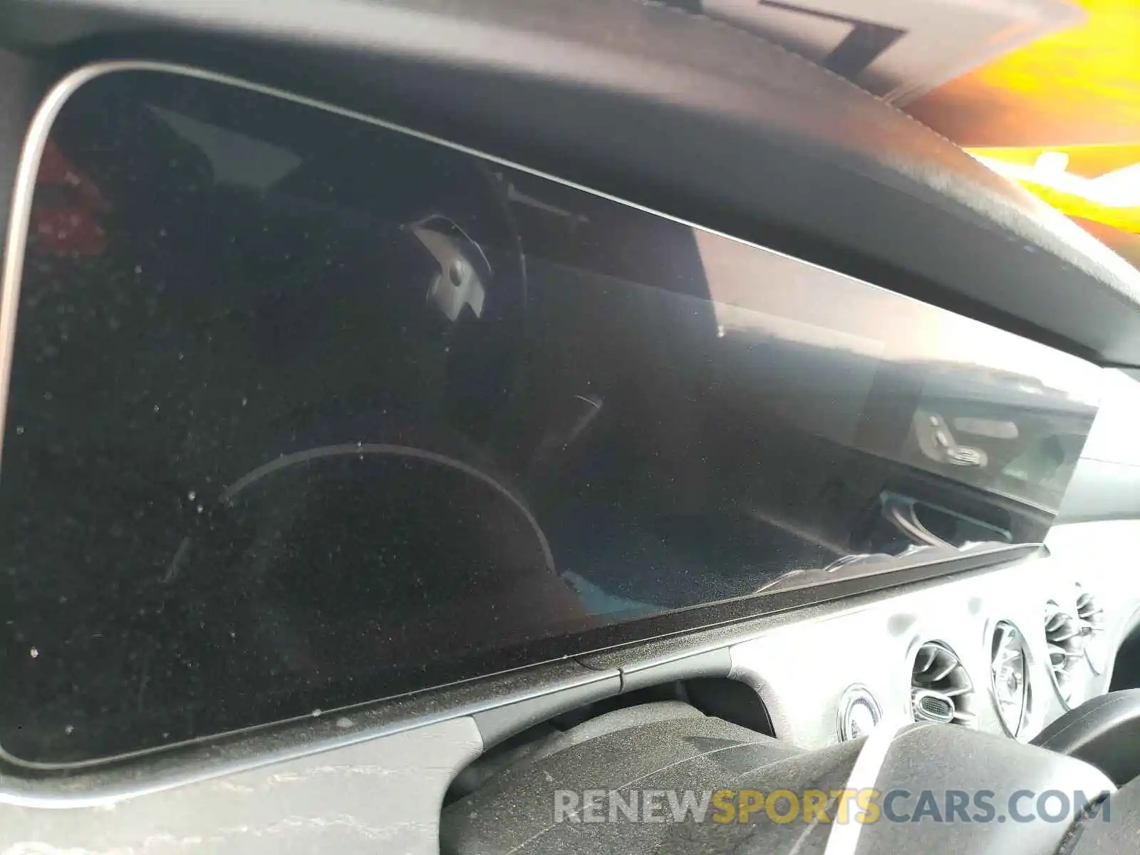 8 Photograph of a damaged car WDD2J5JB5KA018936 MERCEDES-BENZ C CLASS 2019