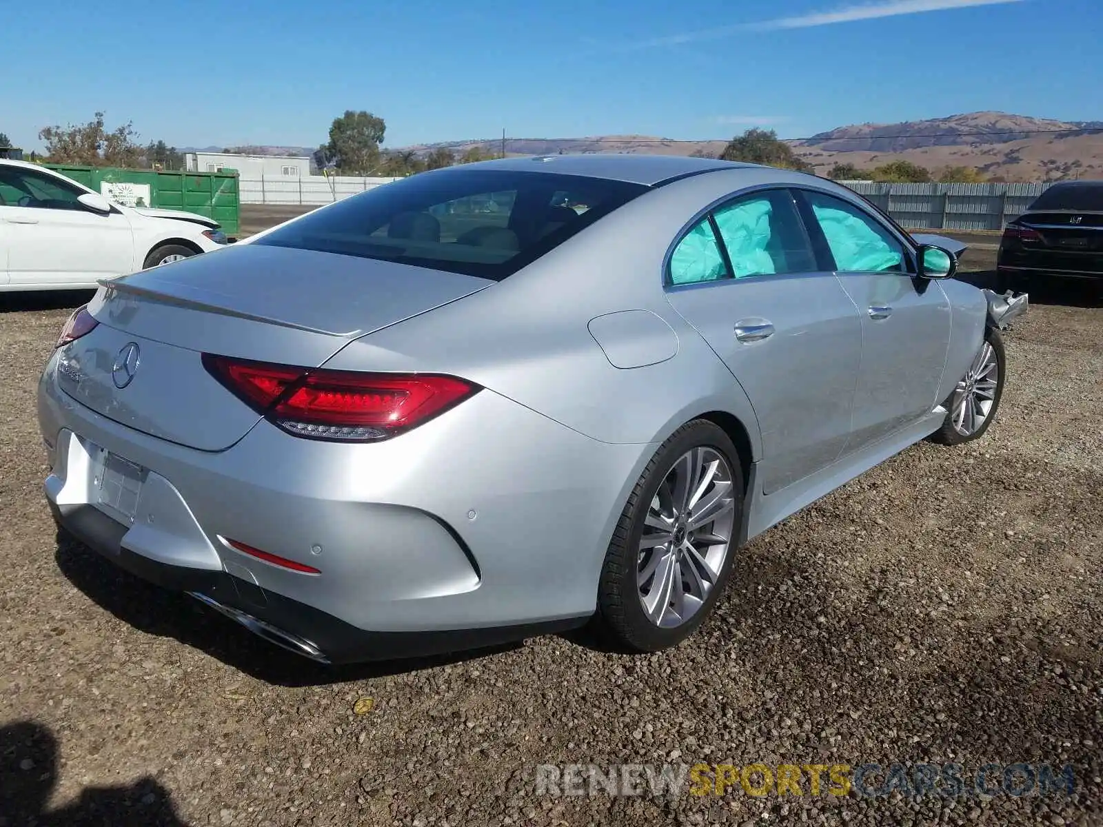 4 Photograph of a damaged car WDD2J5JBXKA041693 MERCEDES-BENZ C CLASS 2019