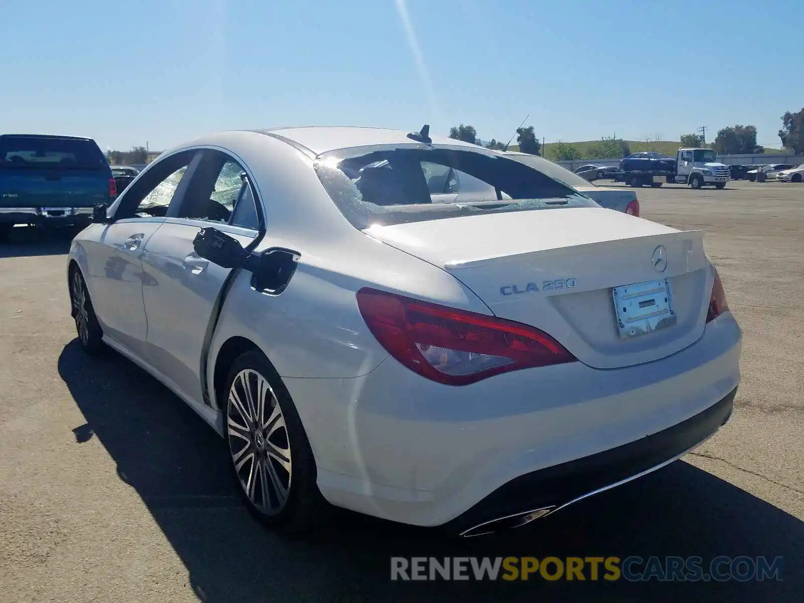 3 Photograph of a damaged car WDDSJ4EB1KN708745 MERCEDES-BENZ C CLASS 2019