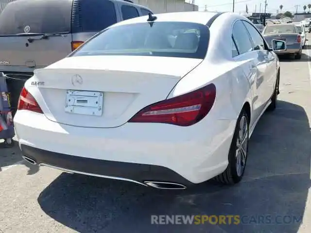 4 Photograph of a damaged car WDDSJ4EB1KN743981 MERCEDES-BENZ C CLASS 2019