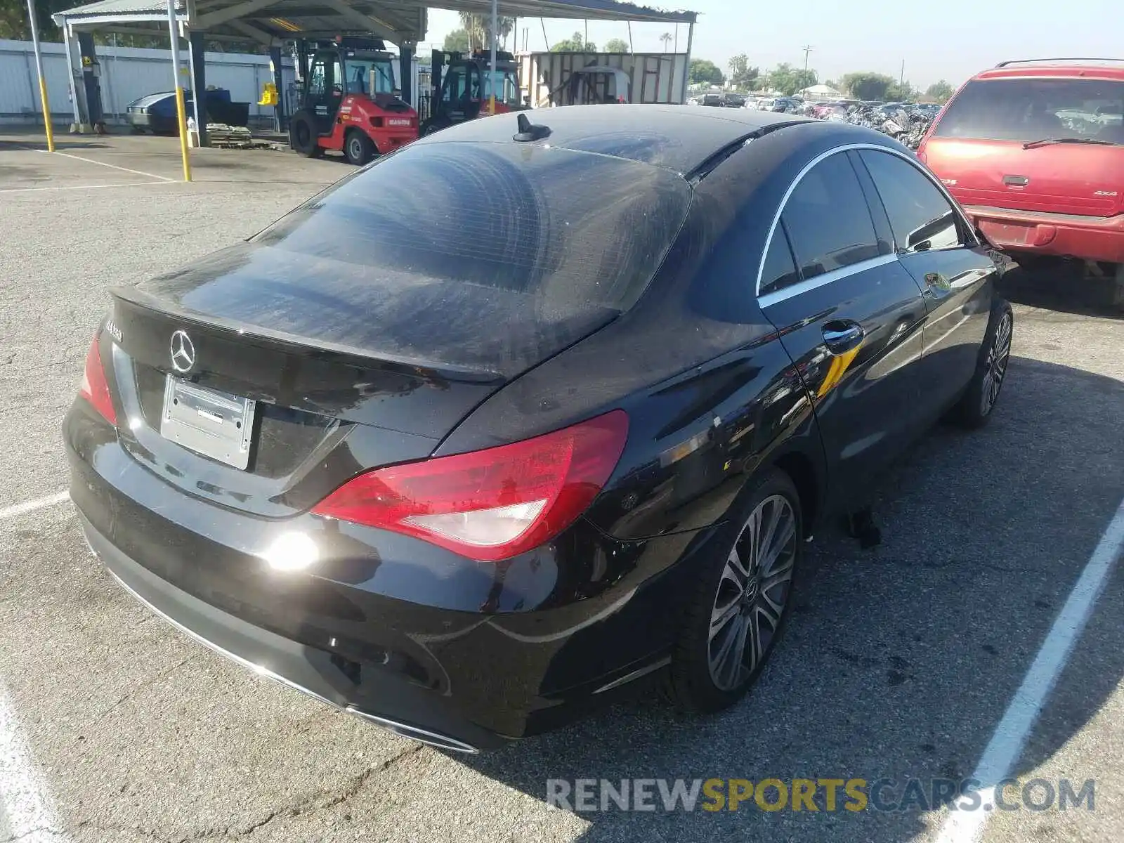 4 Photograph of a damaged car WDDSJ4EB2KN738692 MERCEDES-BENZ C CLASS 2019