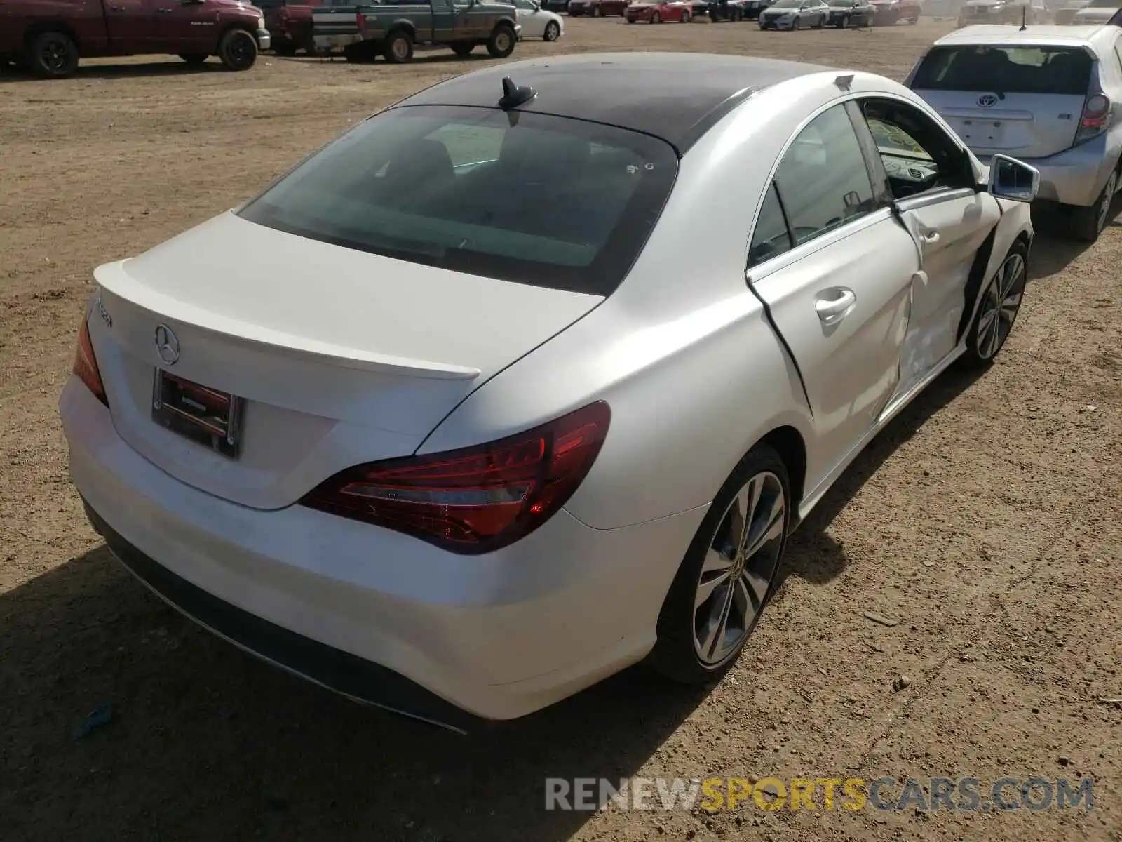 4 Photograph of a damaged car WDDSJ4EB3KN704857 MERCEDES-BENZ C CLASS 2019