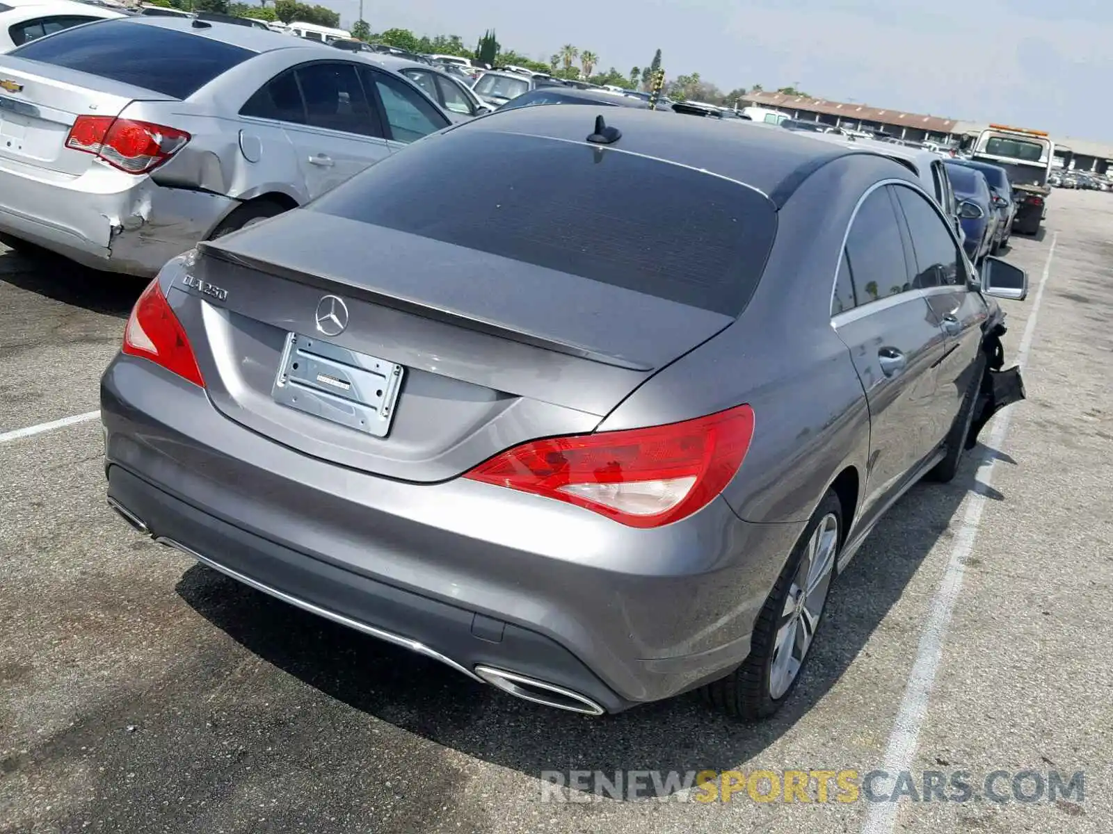 4 Photograph of a damaged car WDDSJ4EB3KN705703 MERCEDES-BENZ C CLASS 2019