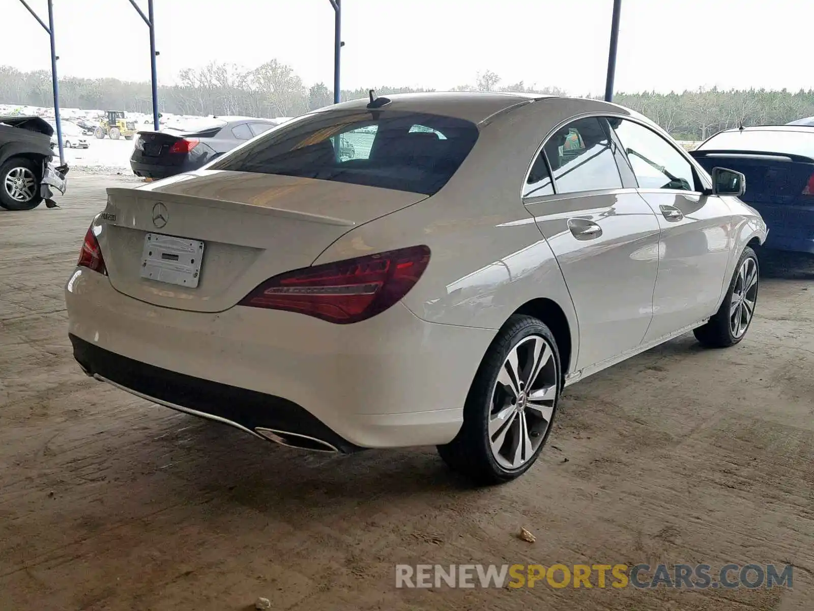 4 Photograph of a damaged car WDDSJ4EB3KN706947 MERCEDES-BENZ C CLASS 2019