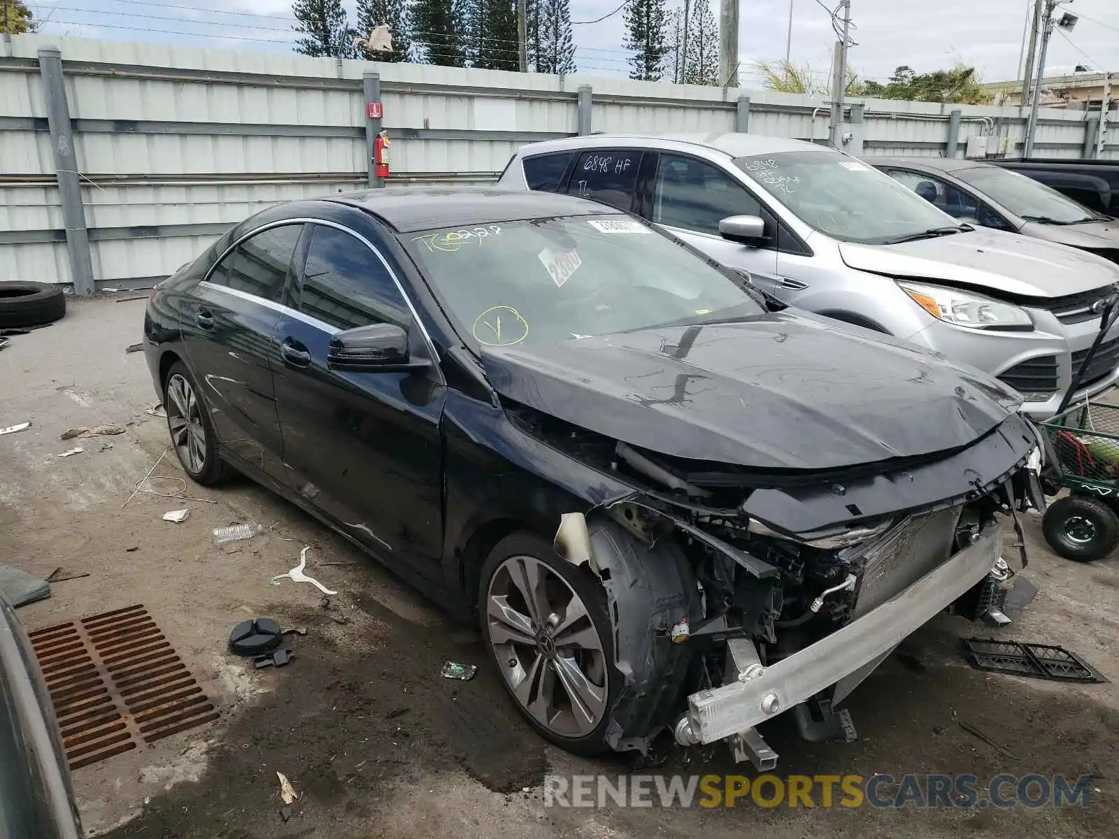 1 Фотография поврежденного автомобиля WDDSJ4EB3KN730228 MERCEDES-BENZ C CLASS 2019