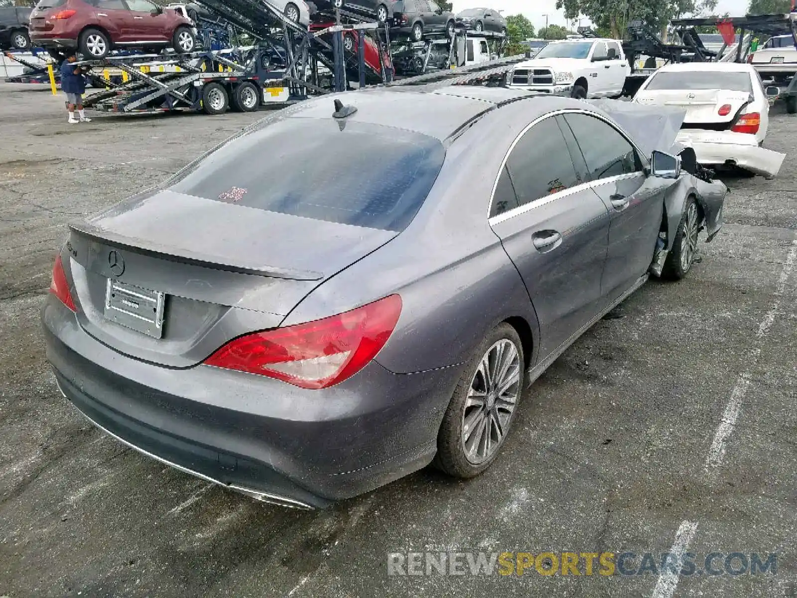 4 Photograph of a damaged car WDDSJ4EB3KN736577 MERCEDES-BENZ C CLASS 2019