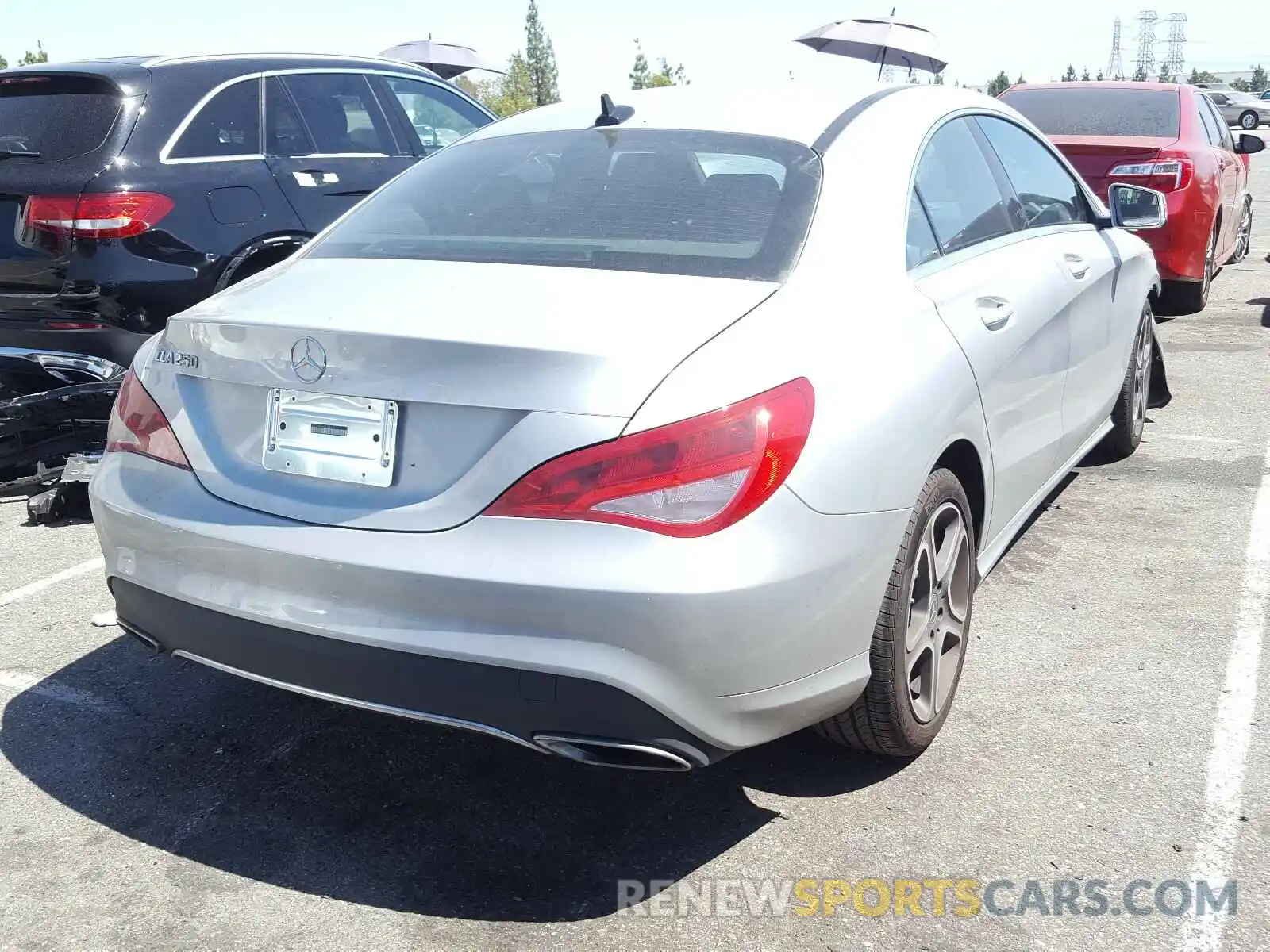 4 Photograph of a damaged car WDDSJ4EB4KN741612 MERCEDES-BENZ C CLASS 2019