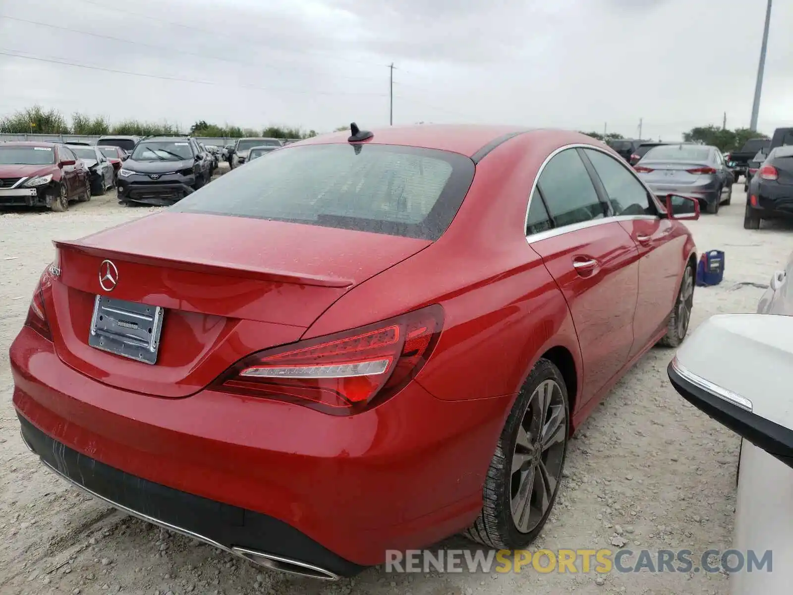 4 Photograph of a damaged car WDDSJ4EB4KN751380 MERCEDES-BENZ C CLASS 2019