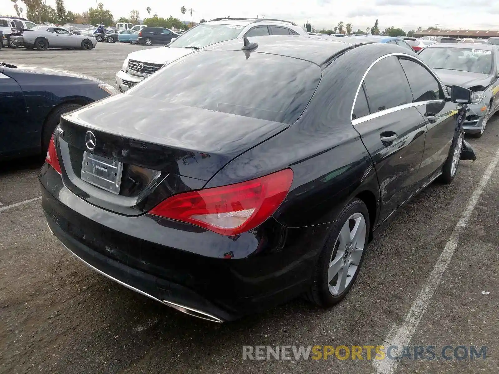 4 Photograph of a damaged car WDDSJ4EB5KN698625 MERCEDES-BENZ C CLASS 2019