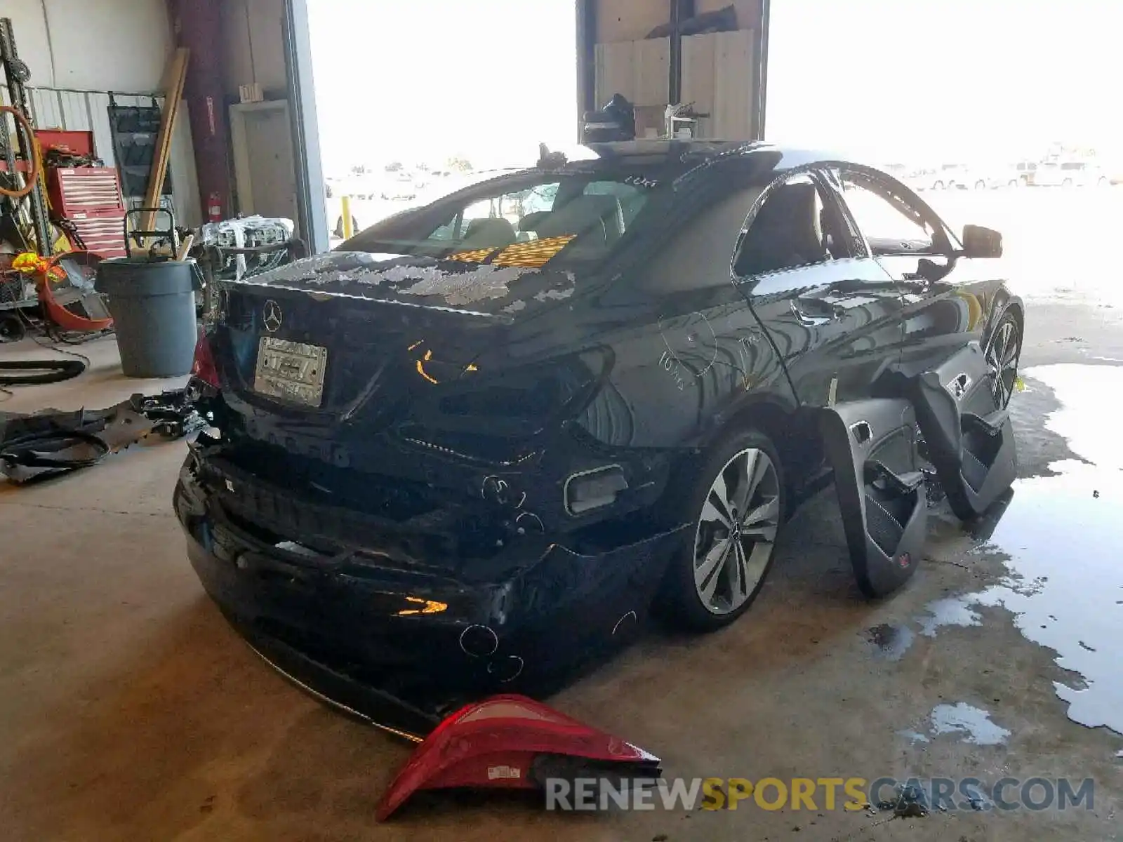 4 Photograph of a damaged car WDDSJ4EB5KN704861 MERCEDES-BENZ C CLASS 2019