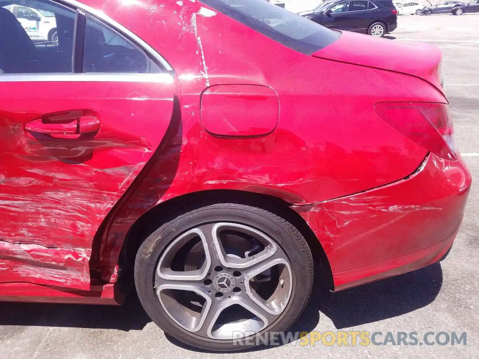 9 Photograph of a damaged car WDDSJ4EB5KN710613 MERCEDES-BENZ C CLASS 2019