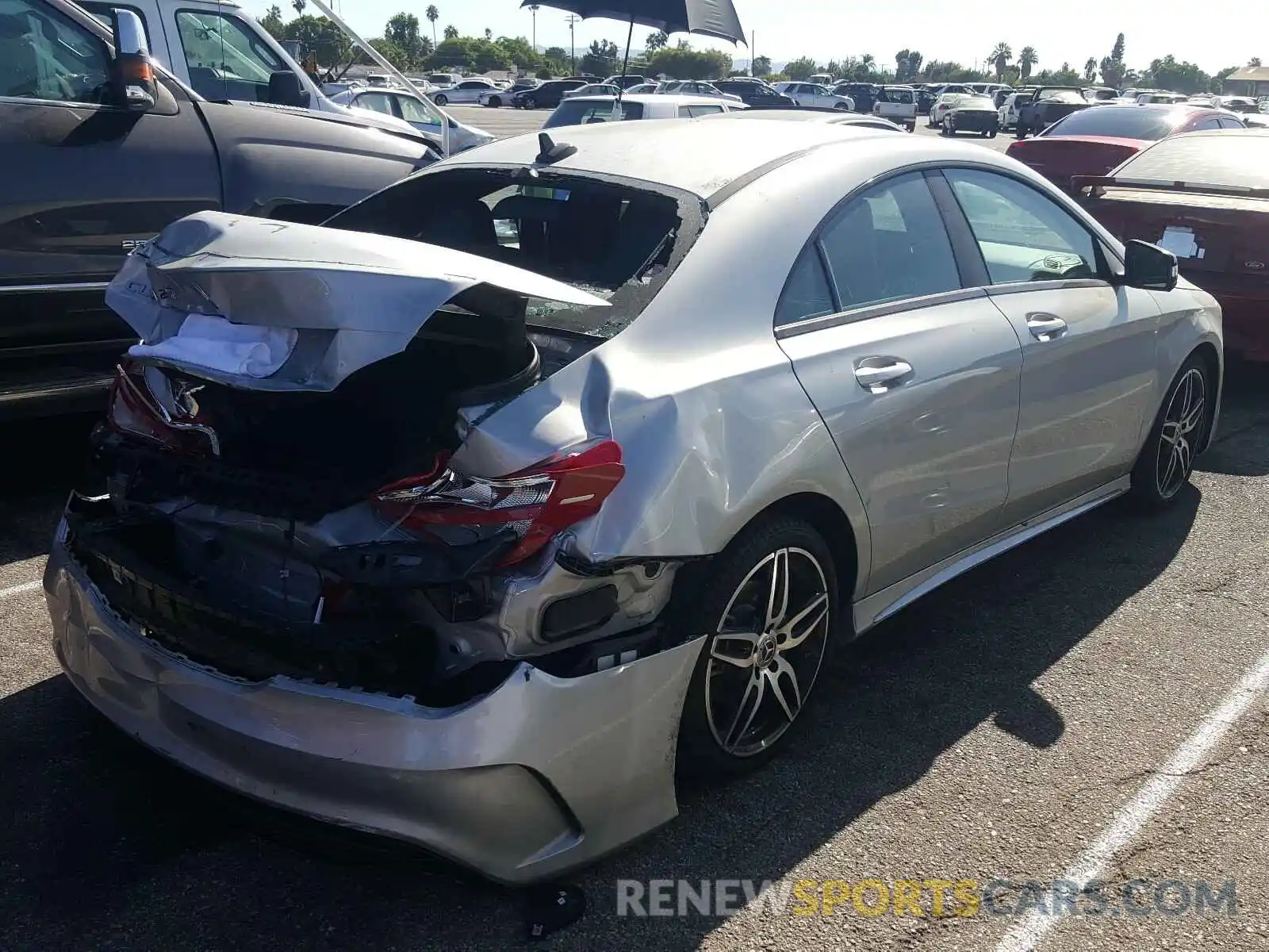 4 Photograph of a damaged car WDDSJ4EB5KN741599 MERCEDES-BENZ C CLASS 2019