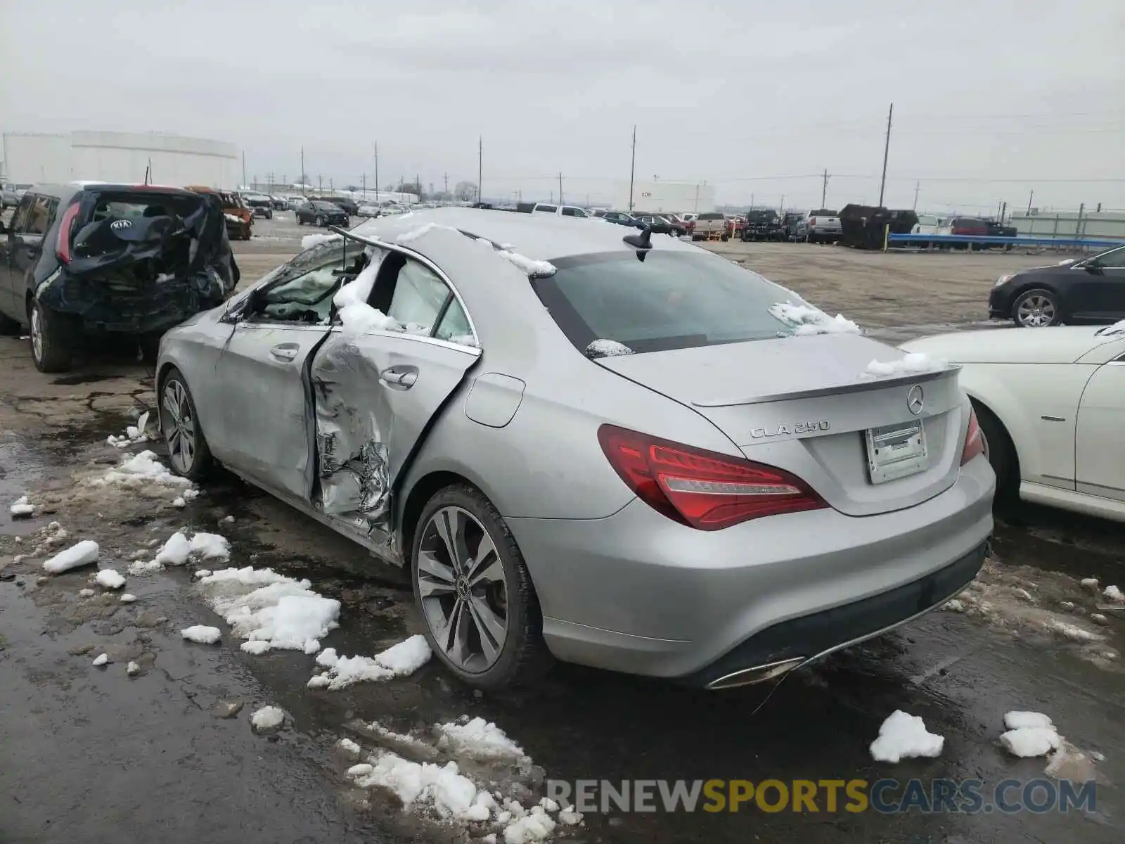 3 Photograph of a damaged car WDDSJ4EB5KN748150 MERCEDES-BENZ C CLASS 2019