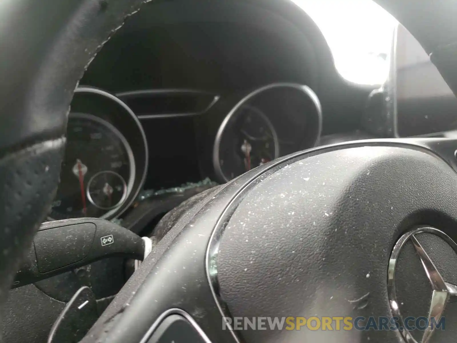 8 Photograph of a damaged car WDDSJ4EB5KN748150 MERCEDES-BENZ C CLASS 2019