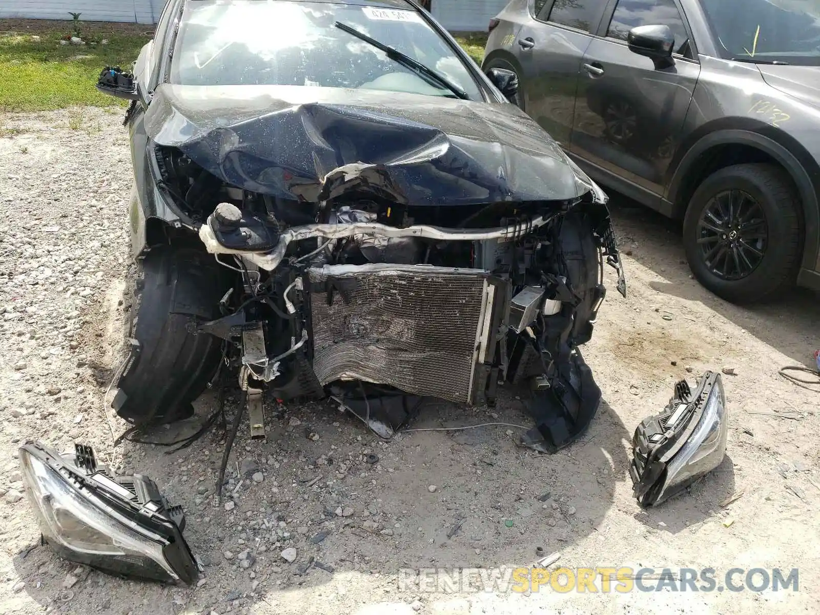 9 Photograph of a damaged car WDDSJ4EB5KN772934 MERCEDES-BENZ C CLASS 2019