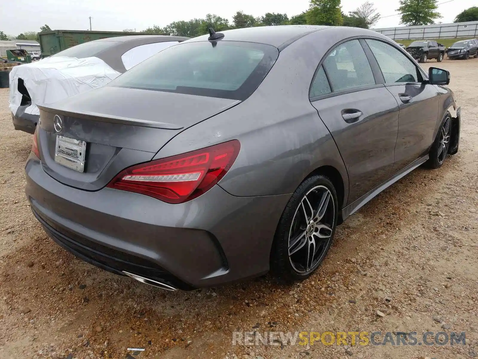 4 Photograph of a damaged car WDDSJ4EB5KN774683 MERCEDES-BENZ C CLASS 2019