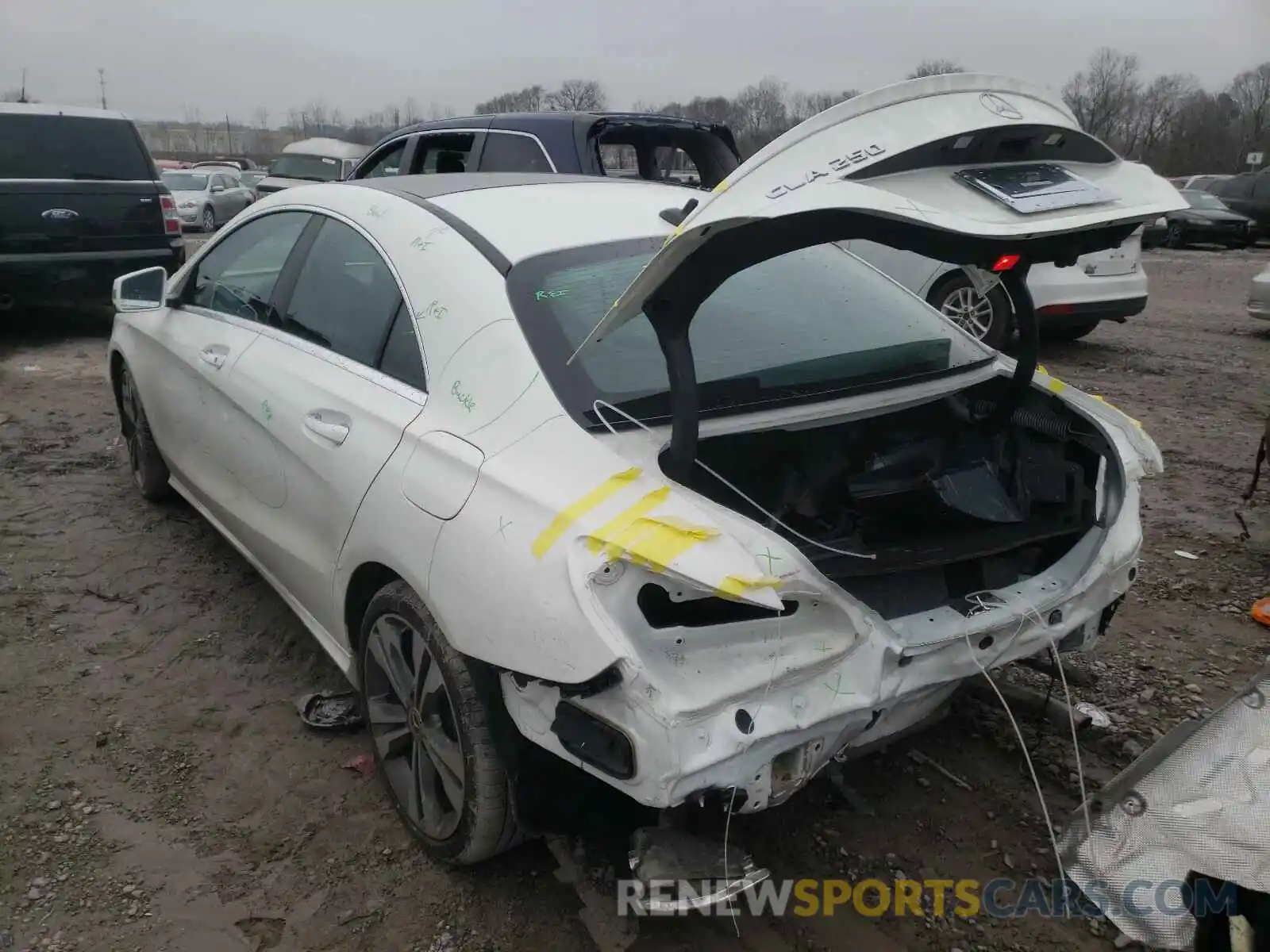 3 Photograph of a damaged car WDDSJ4EB5KN776367 MERCEDES-BENZ C CLASS 2019