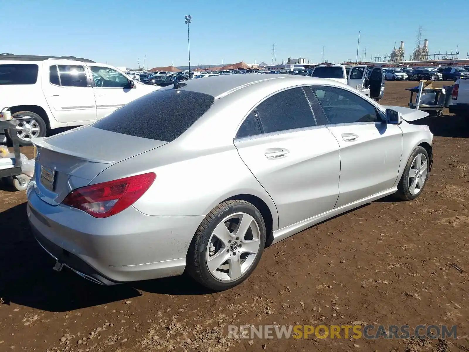 4 Photograph of a damaged car WDDSJ4EB6KN729543 MERCEDES-BENZ C CLASS 2019