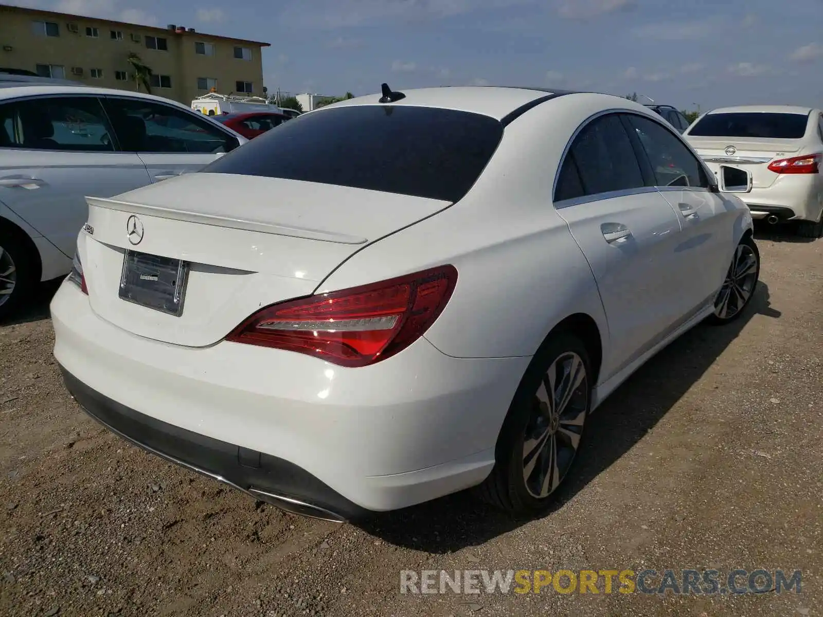 4 Photograph of a damaged car WDDSJ4EB7KN722522 MERCEDES-BENZ C CLASS 2019