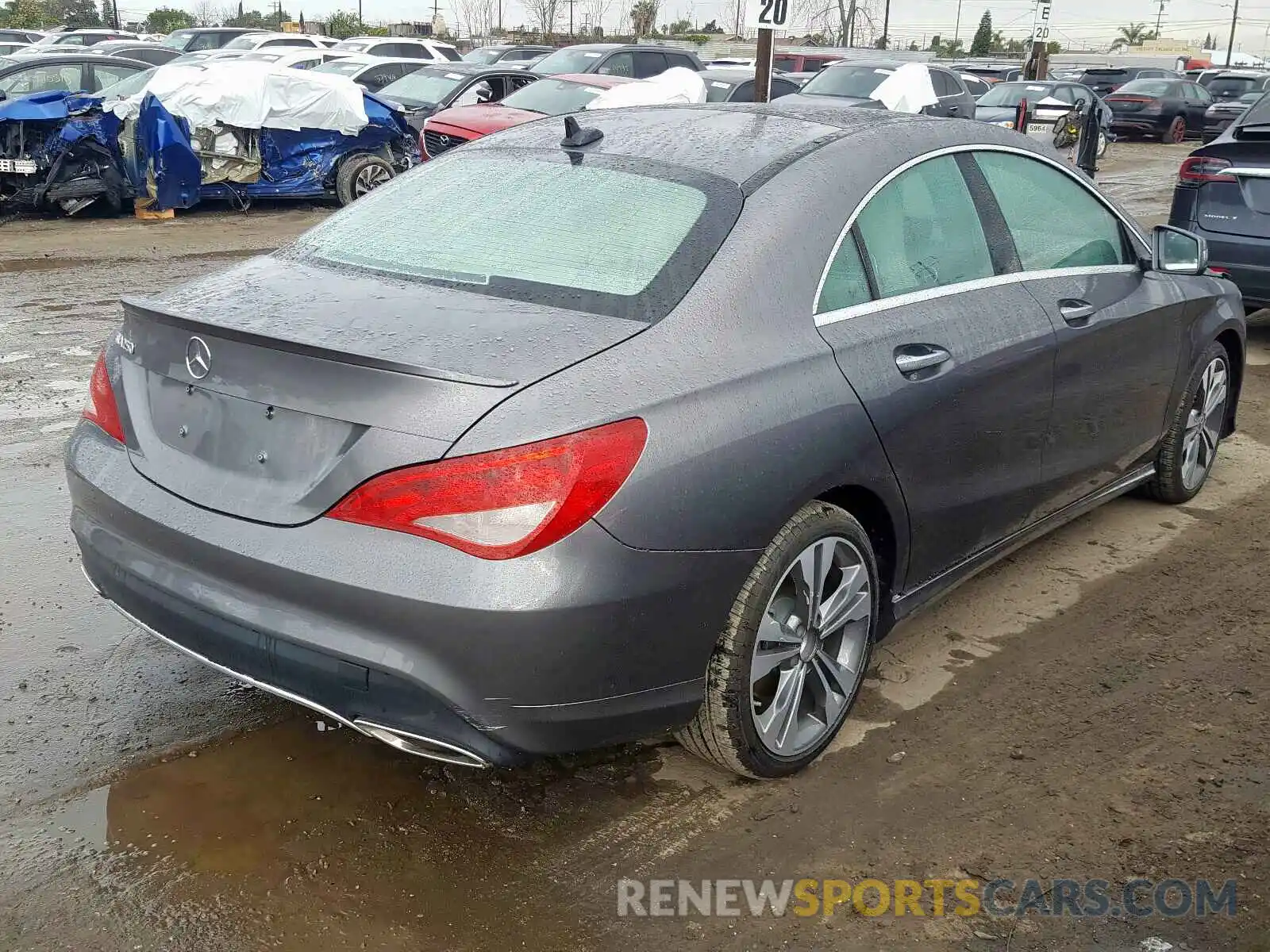 4 Photograph of a damaged car WDDSJ4EB7KN742737 MERCEDES-BENZ C CLASS 2019